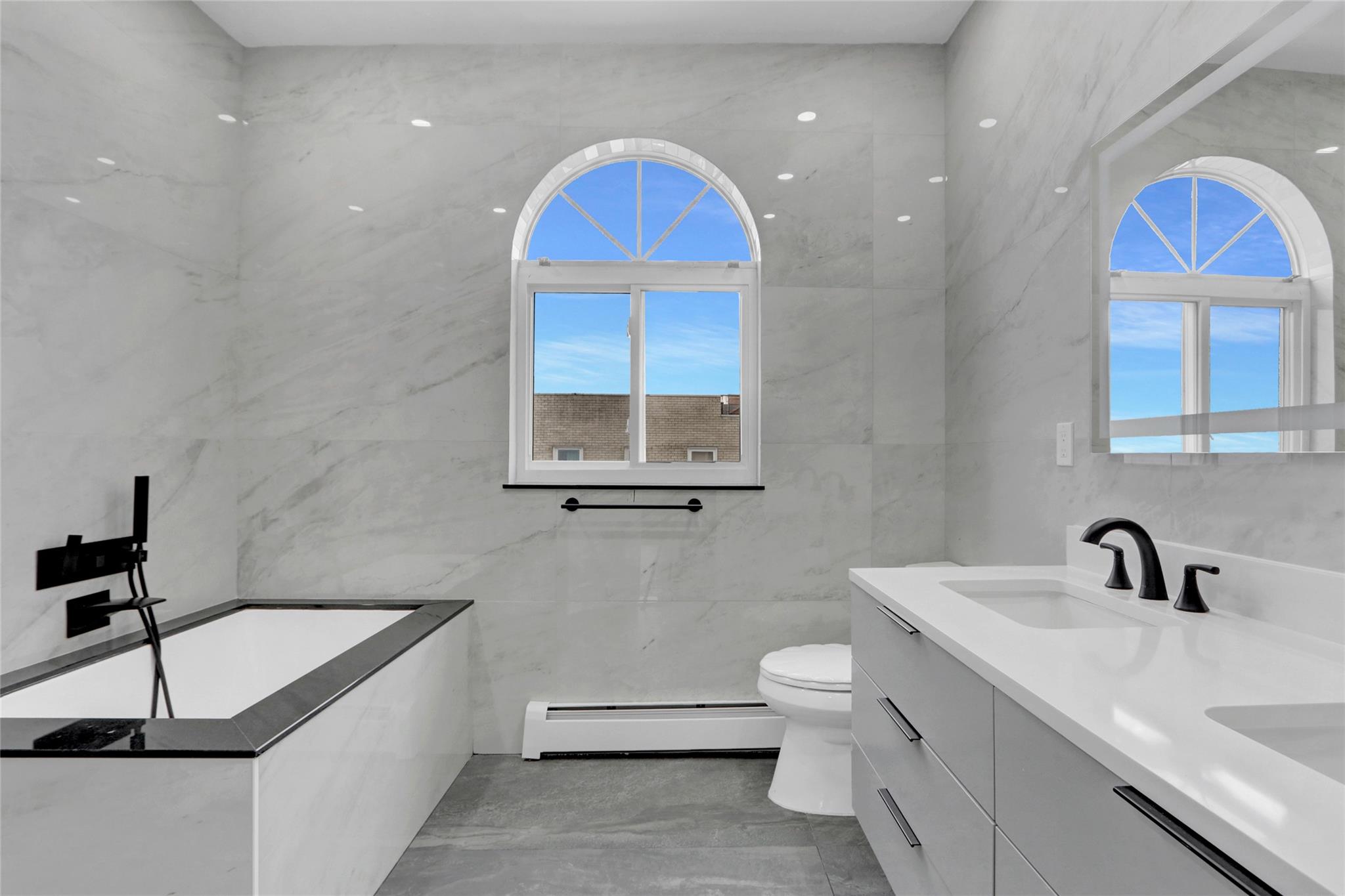 981 Oceanfront, Long Beach, NY 11561