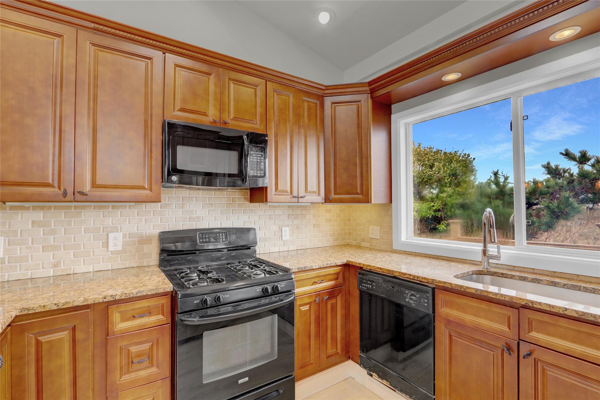 981 Oceanfront, Long Beach, NY 11561