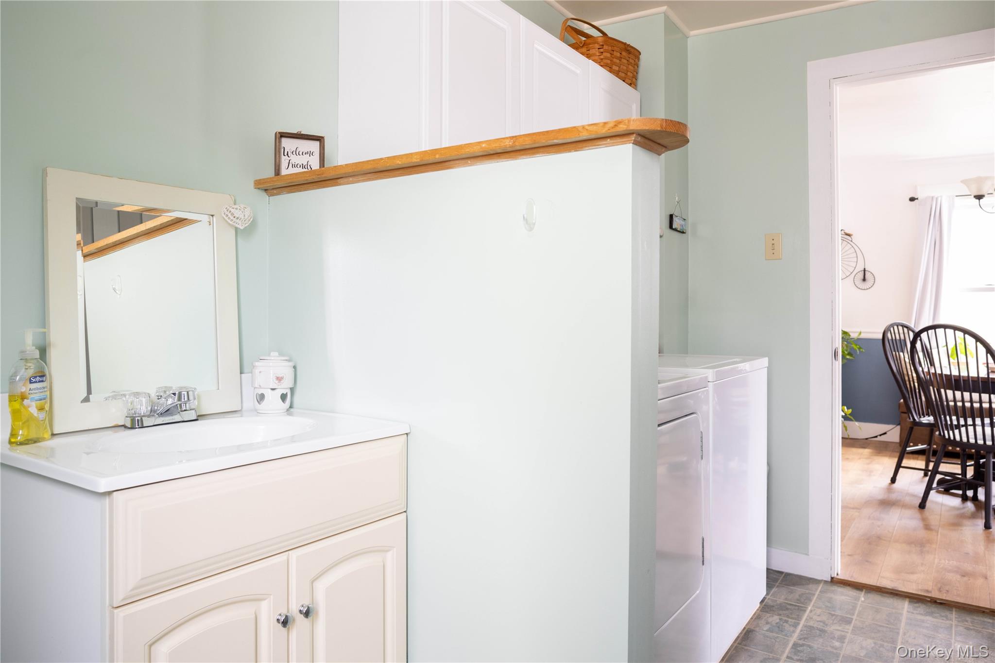 416 West Street, Greenport, NY 11944