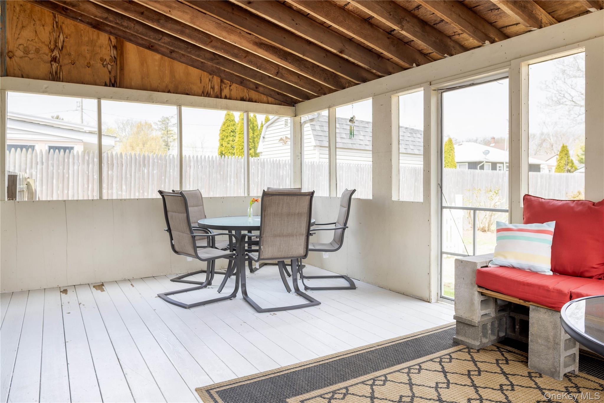 416 West Street, Greenport, NY 11944