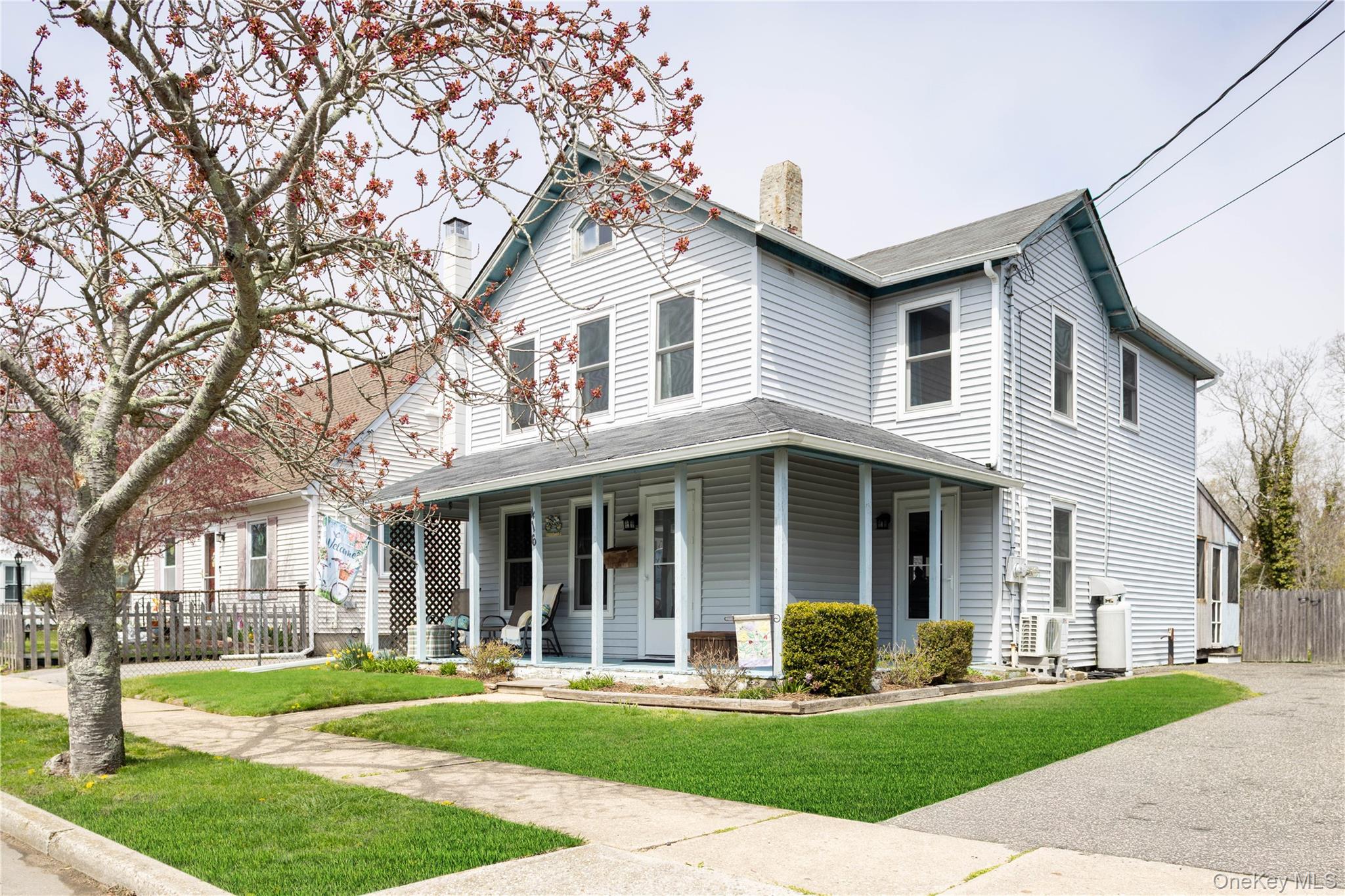 416 West Street, Greenport, NY 11944