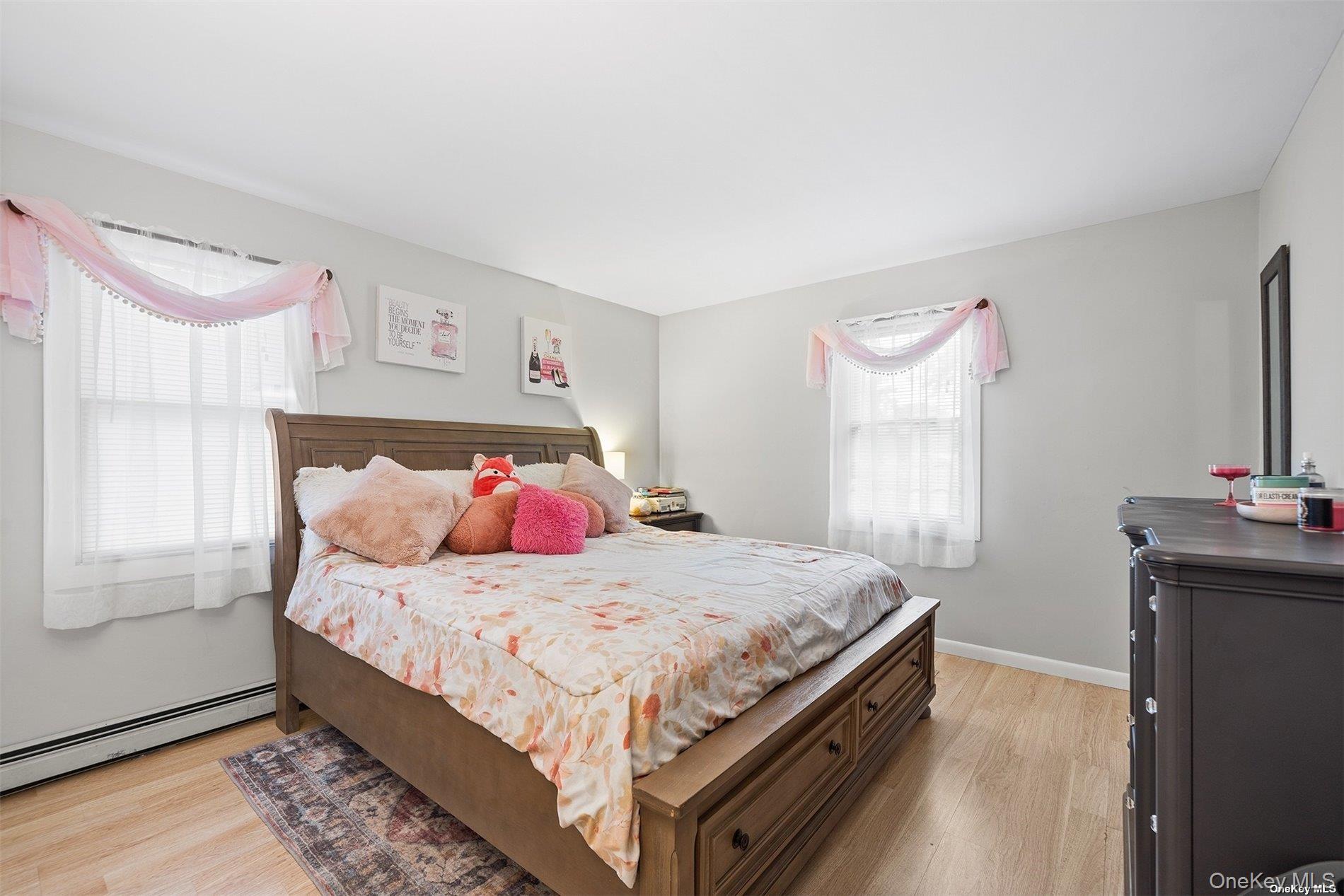 21 Victoria Lane, Manorville, NY 11949