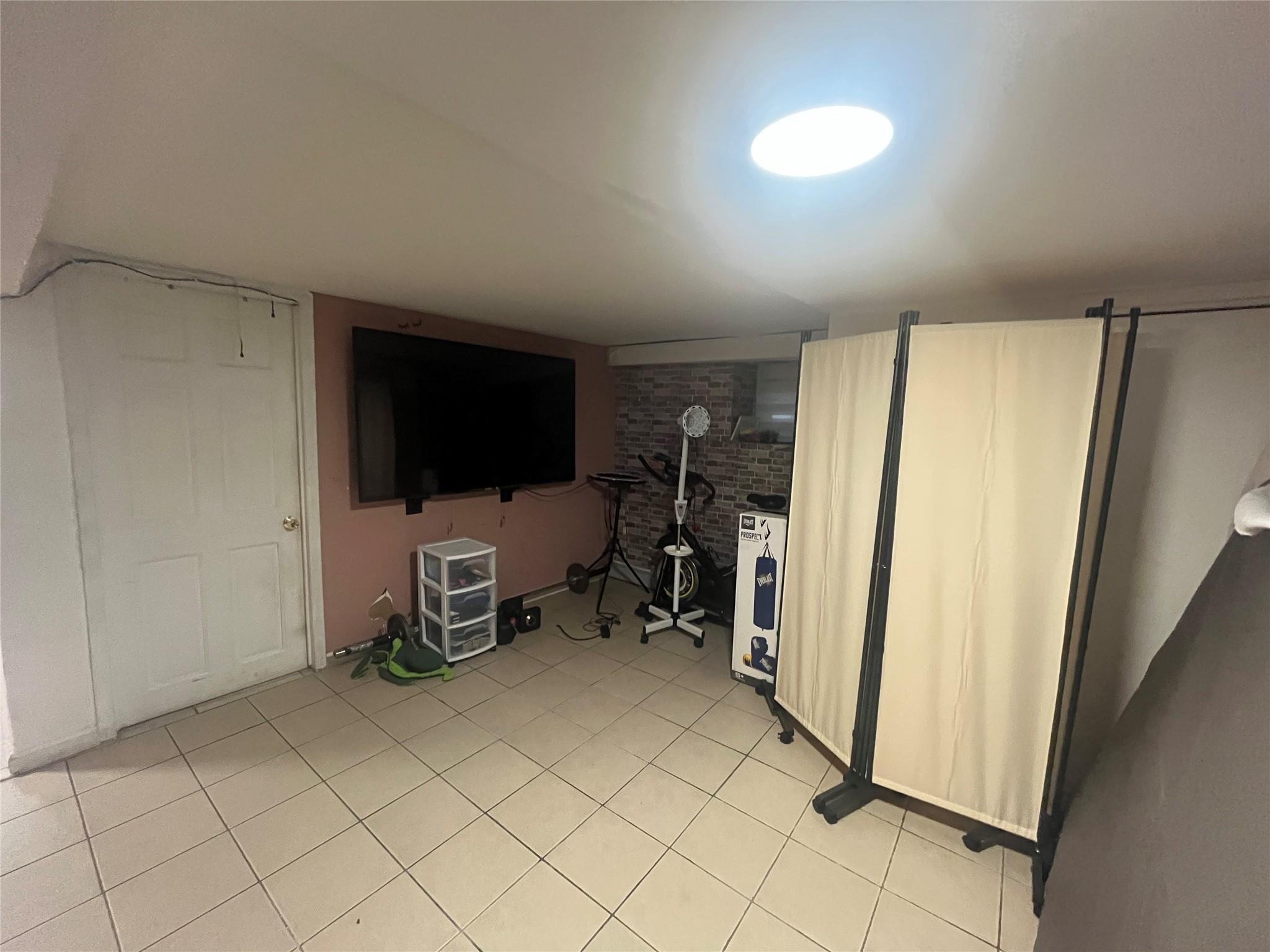 2045 121st Street, College Point, NY 11356