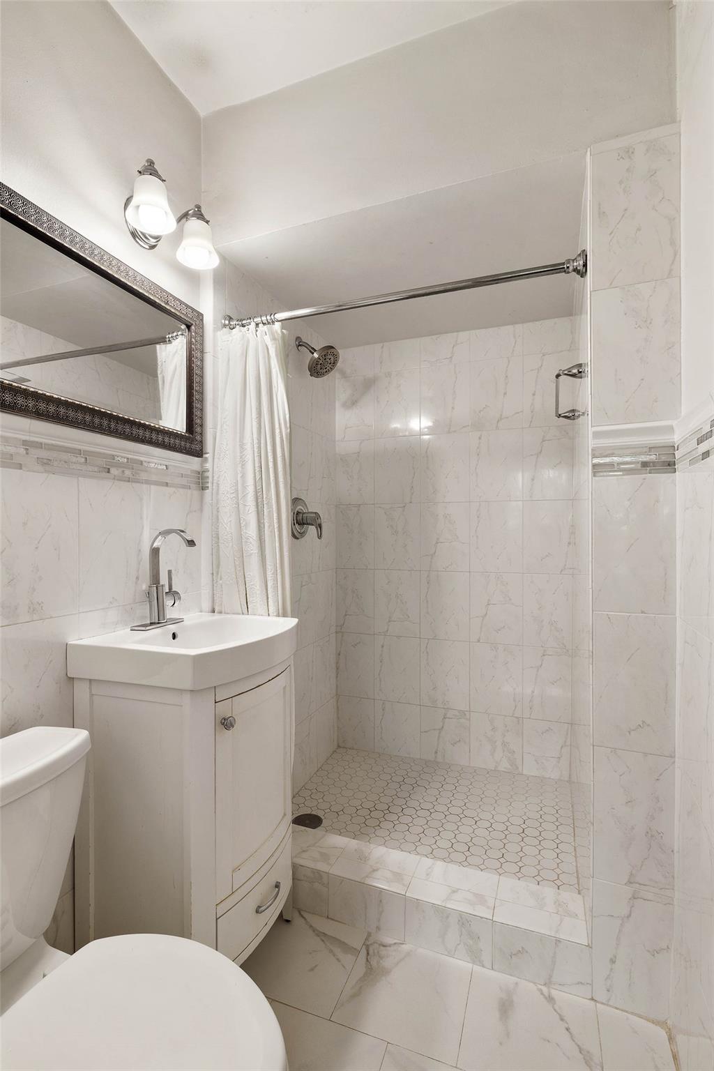 290 Collins Avenue # 8B, Mount Vernon, NY 10552