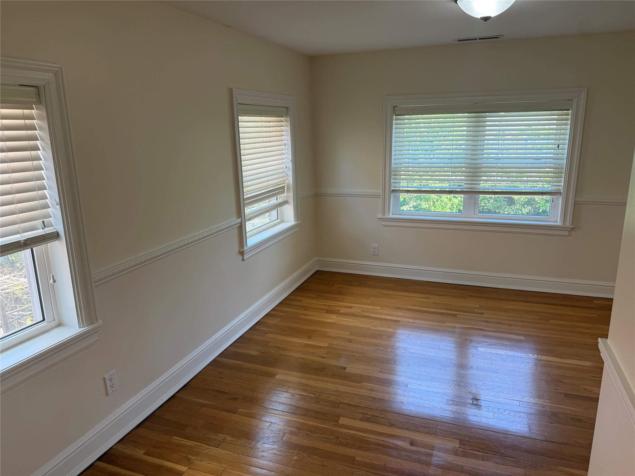 2330 Kingsland Avenue, Bronx, NY 10469