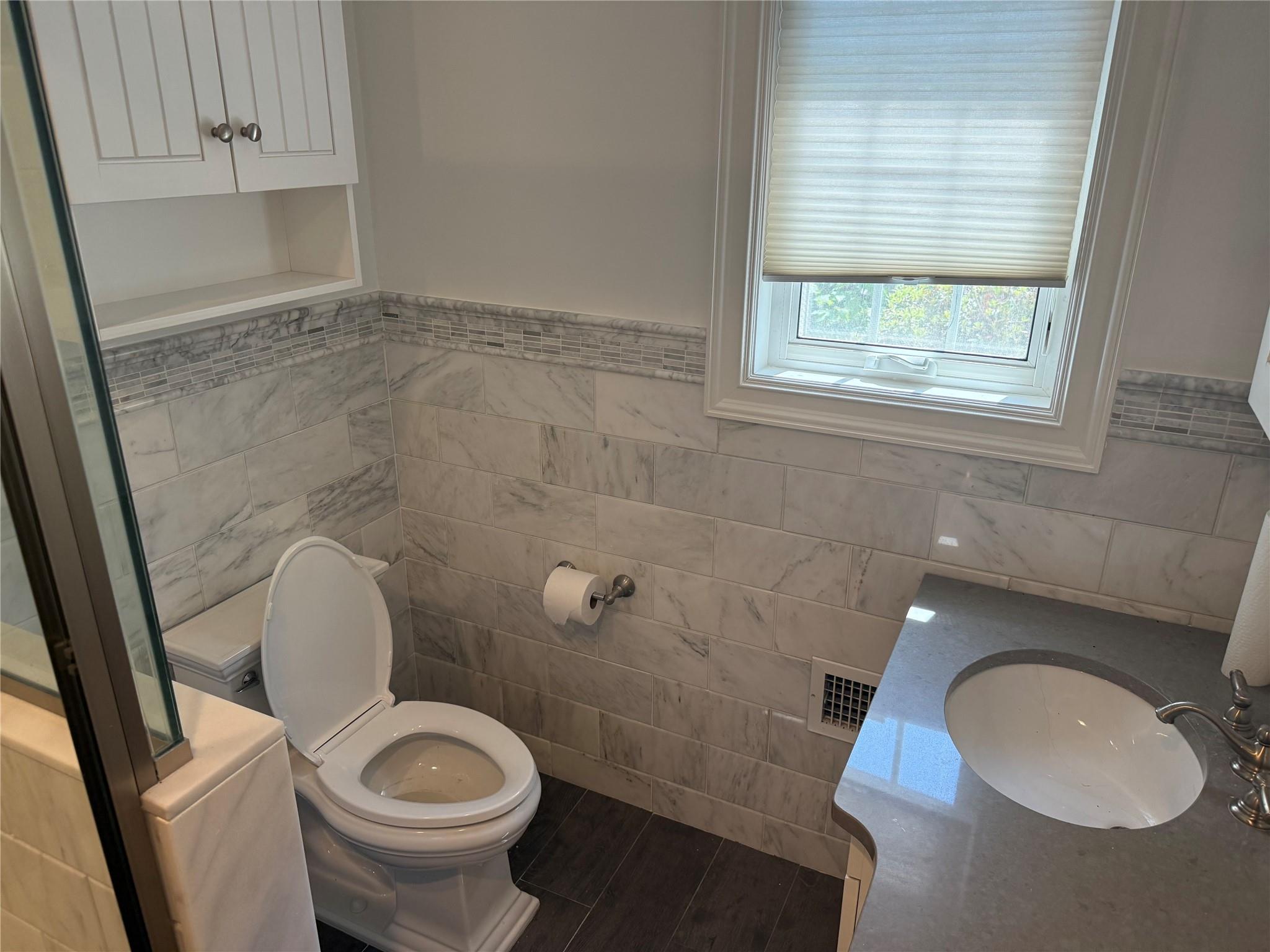 2330 Kingsland Avenue, Bronx, NY 10469