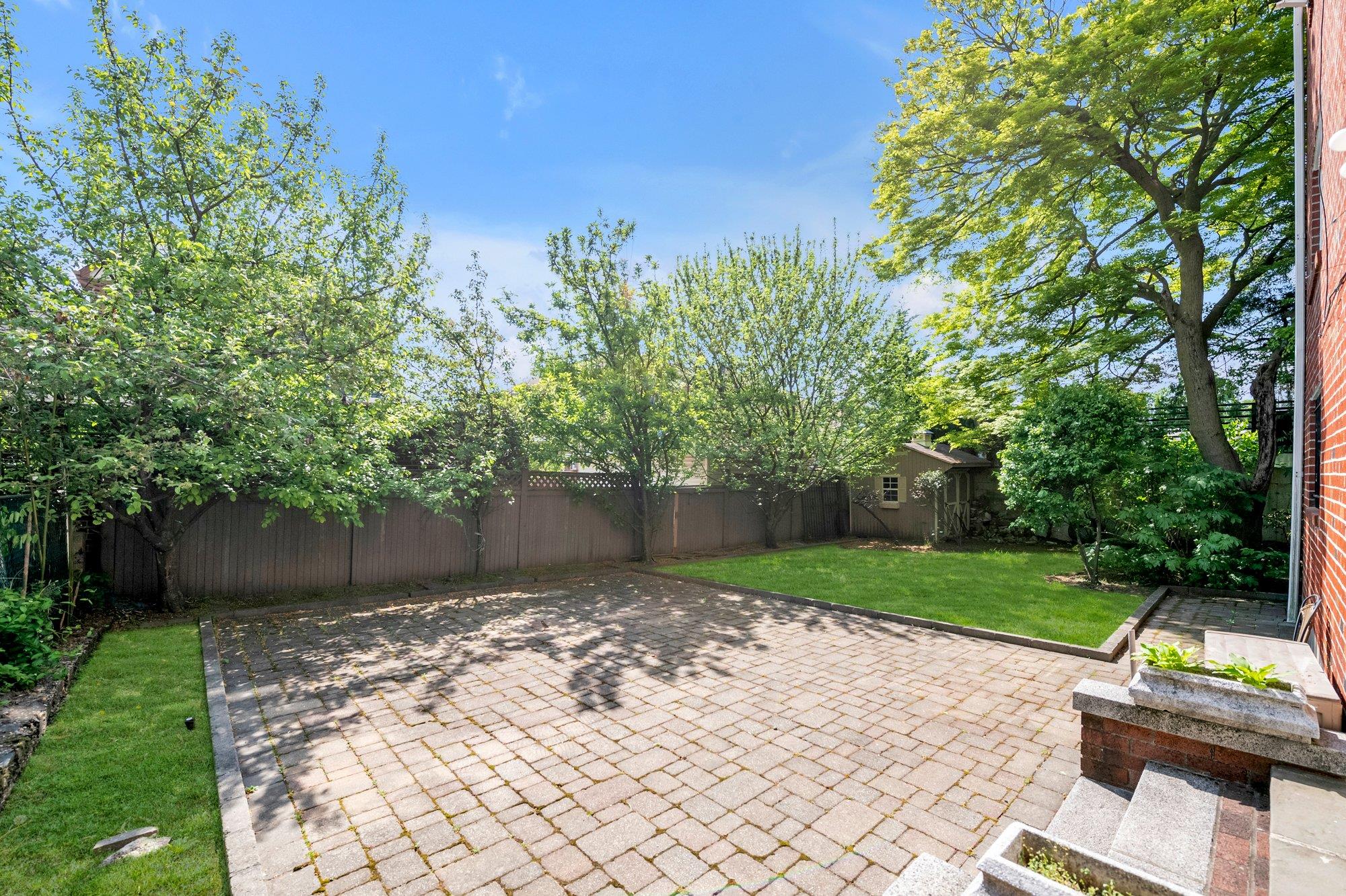 2330 Kingsland Avenue, Bronx, NY 10469