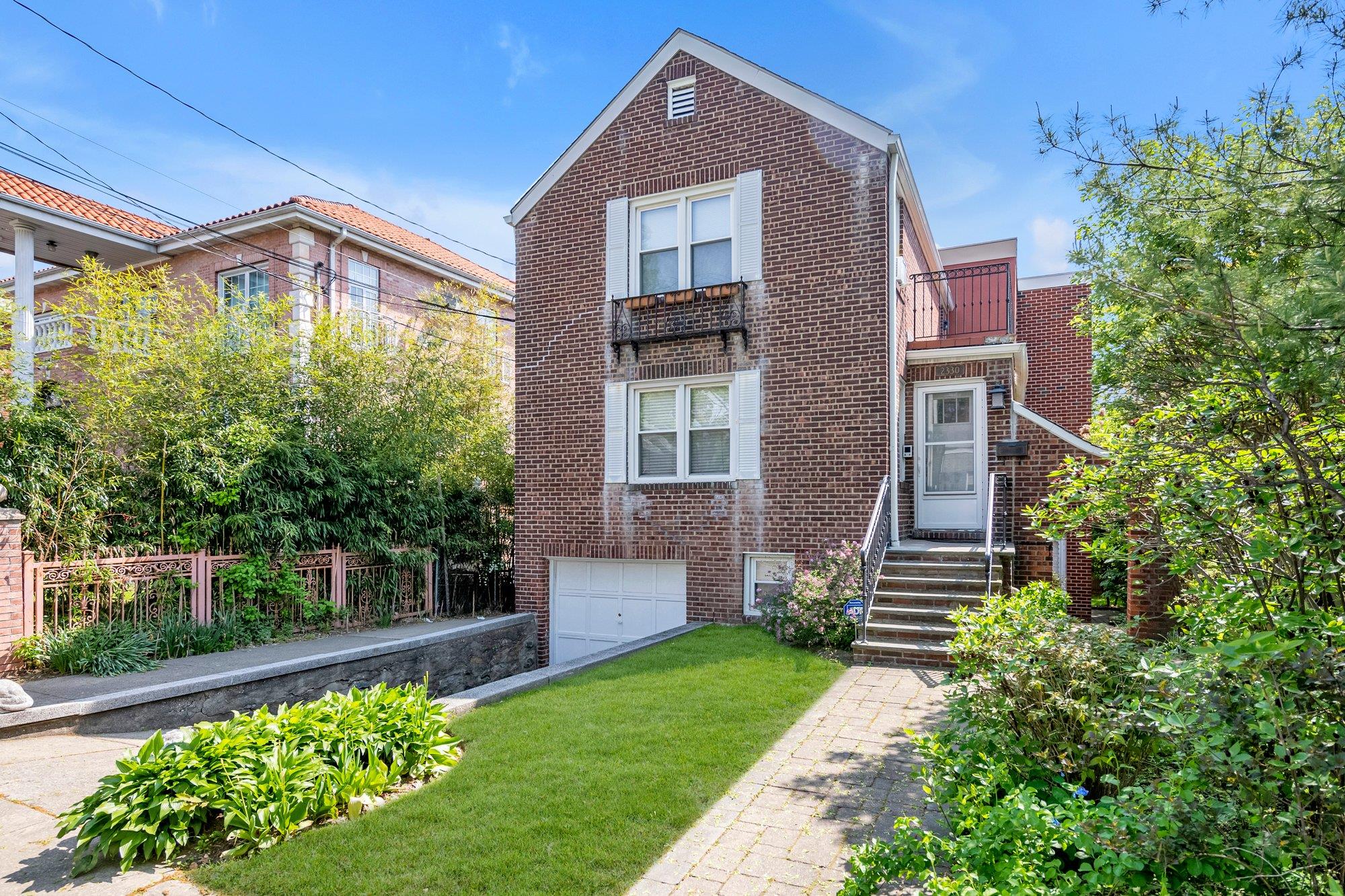 2330 Kingsland Avenue, Bronx, NY 10469