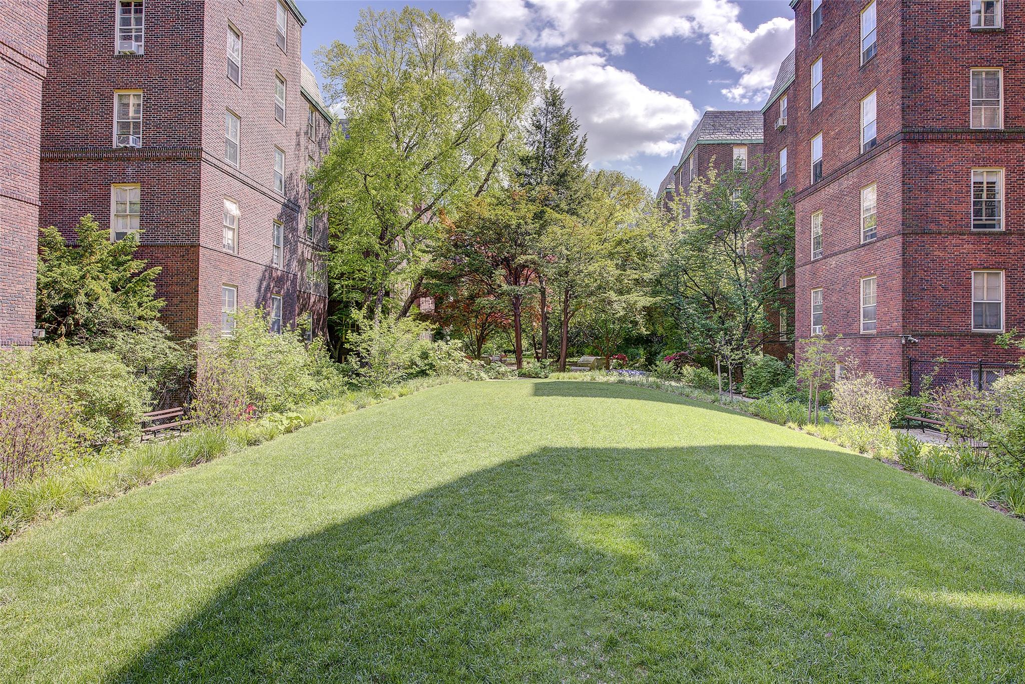 34-06 81st Street # 22, Jackson Heights, NY 11372