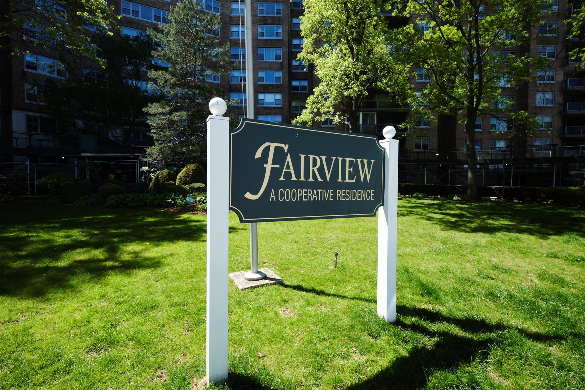 61-20 Grand Central Parkway # B1203, Forest Hills, NY 11375