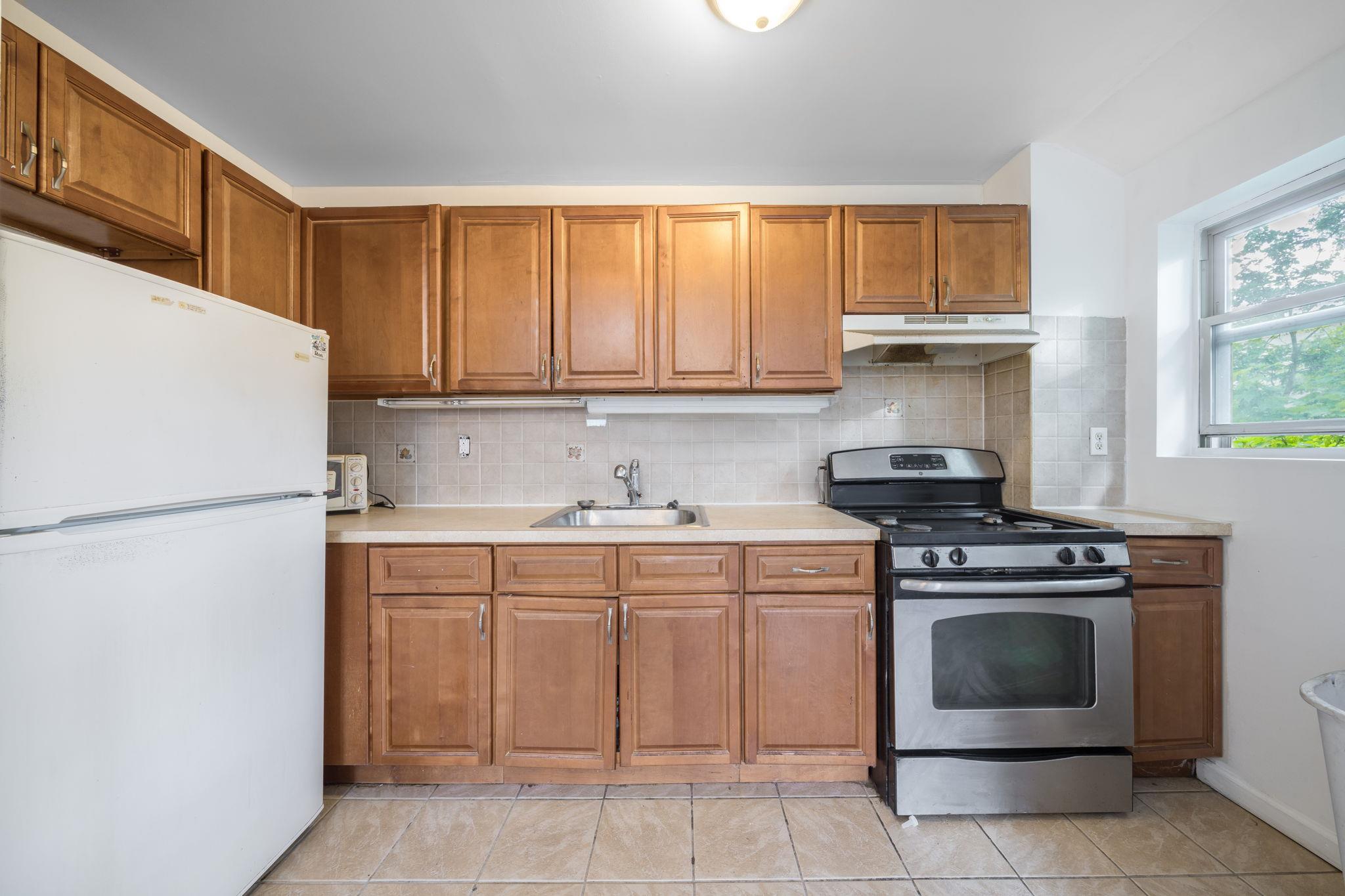 22 Sunnyside Avenue, Brooklyn, NY 11207