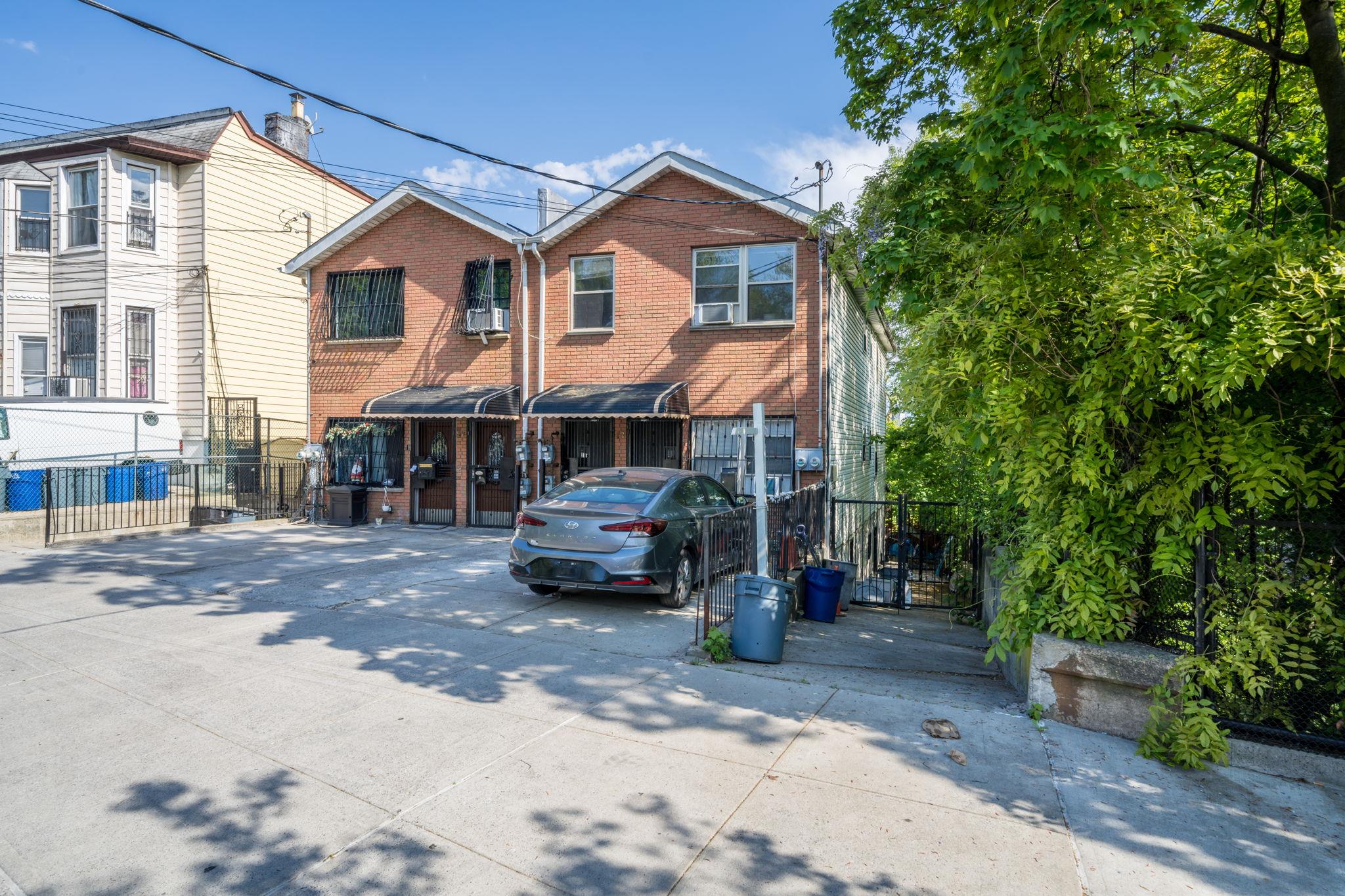 22 Sunnyside Avenue, Brooklyn, NY 11207