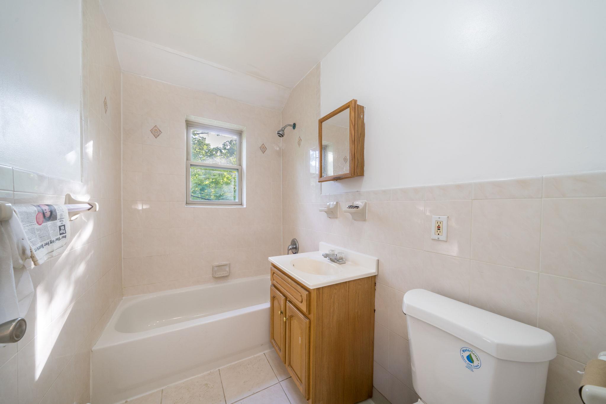 22 Sunnyside Avenue, Brooklyn, NY 11207