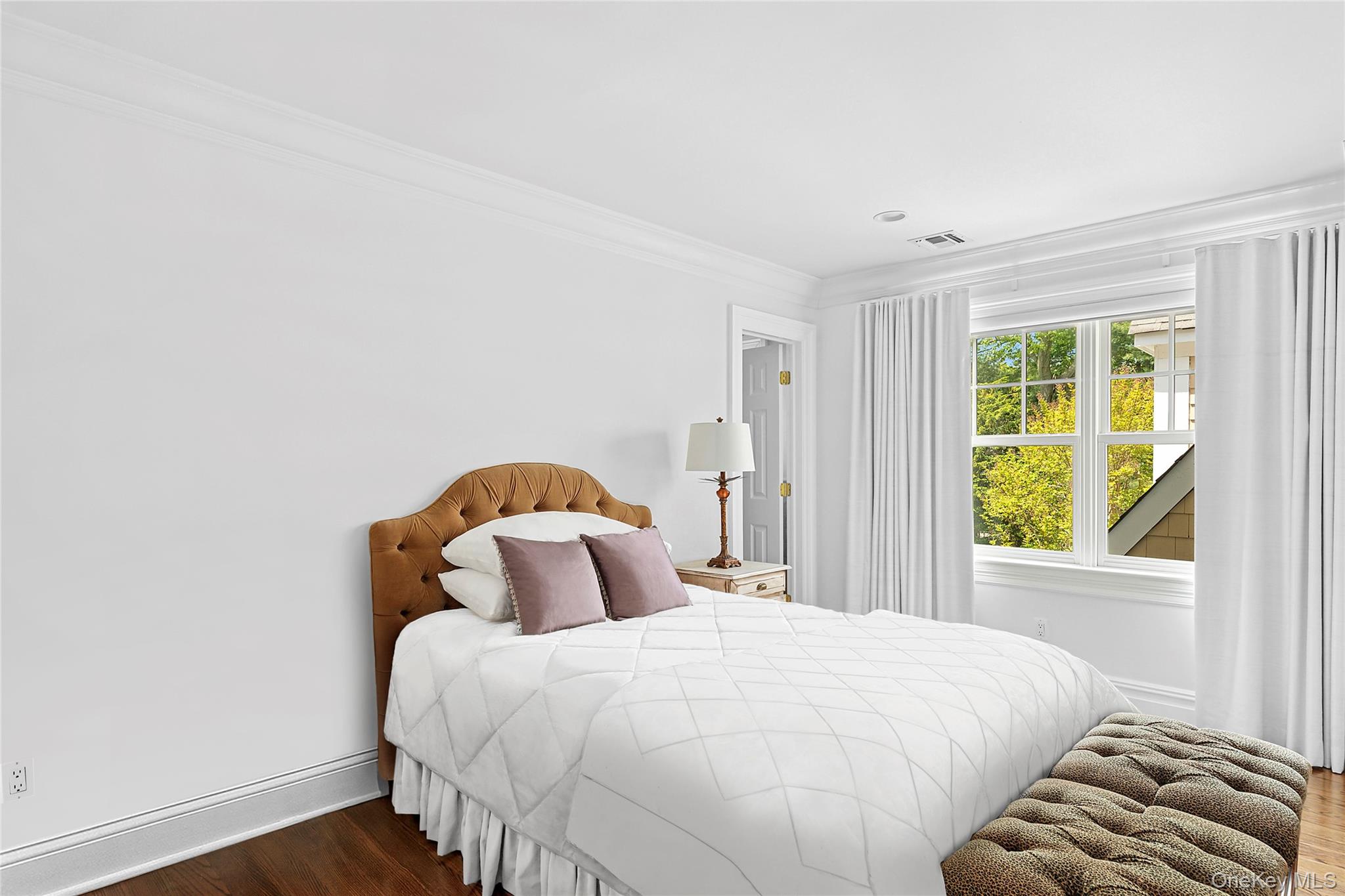 1608 Stewart Lane, Laurel Hollow, NY 11791