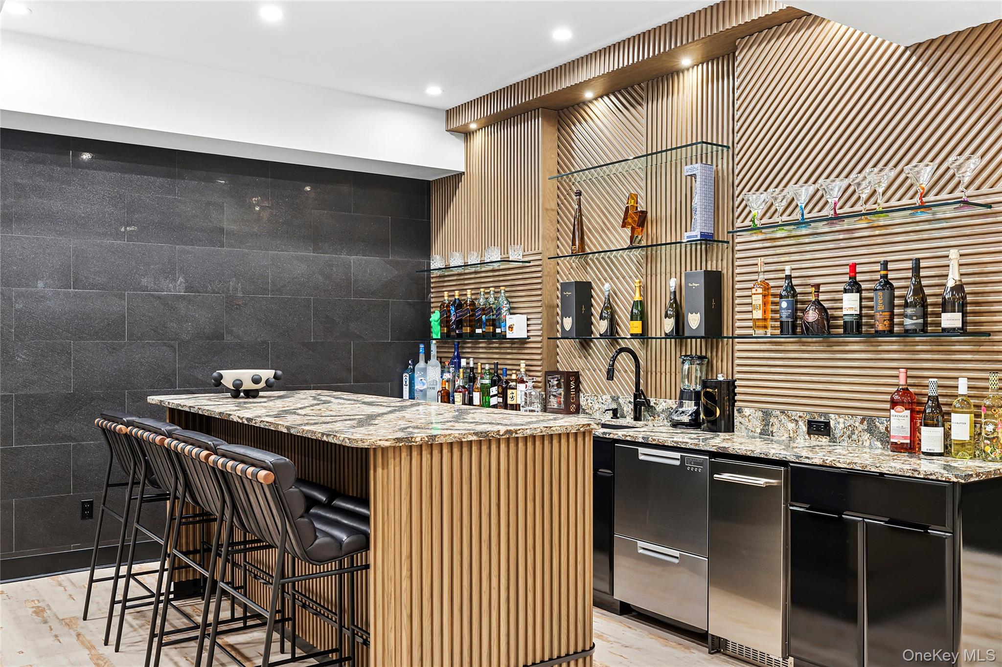 1608 Stewart Lane, Laurel Hollow, NY 11791