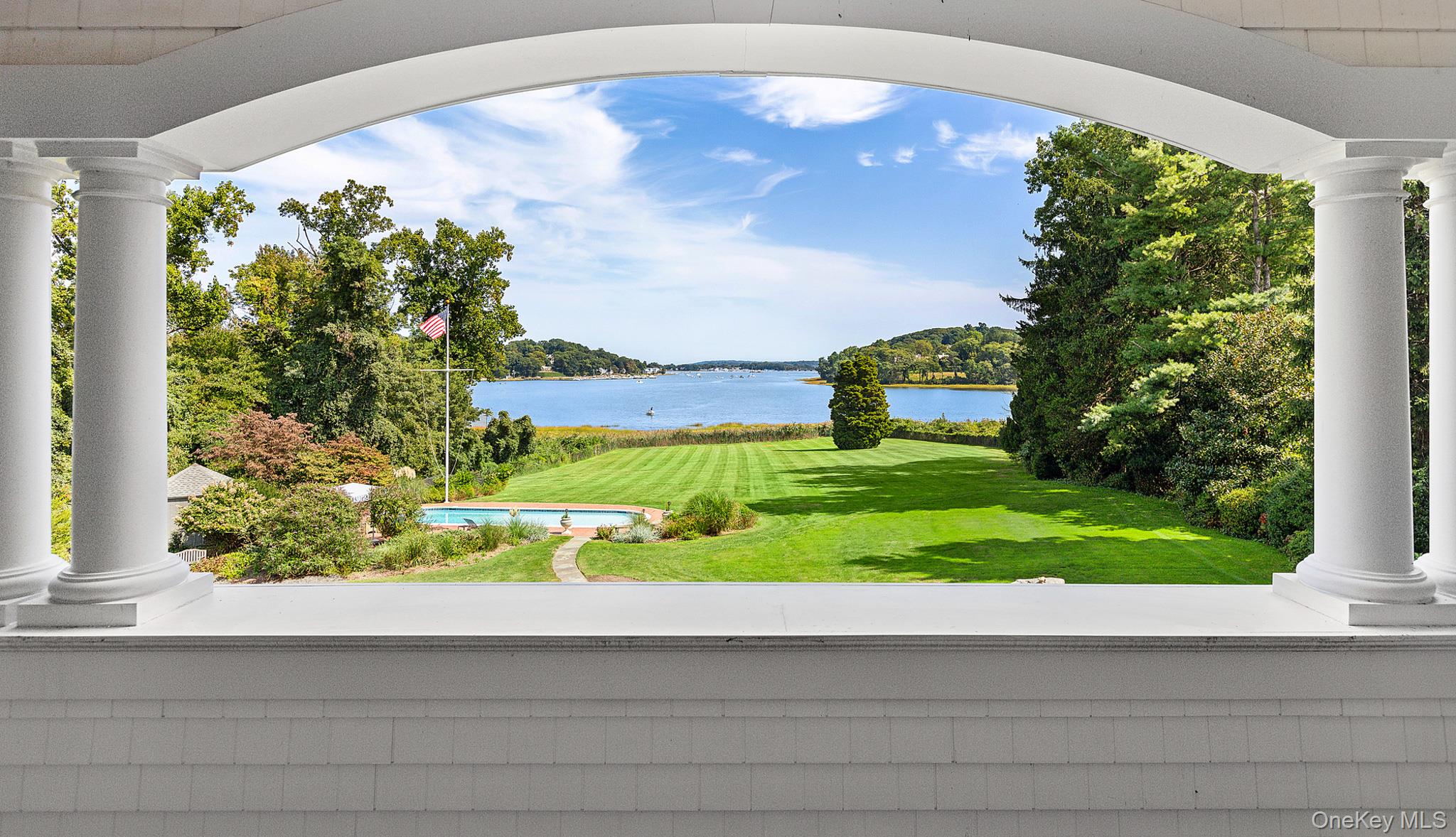 61 Factory Pond Road, Locust Valley, NY 11560