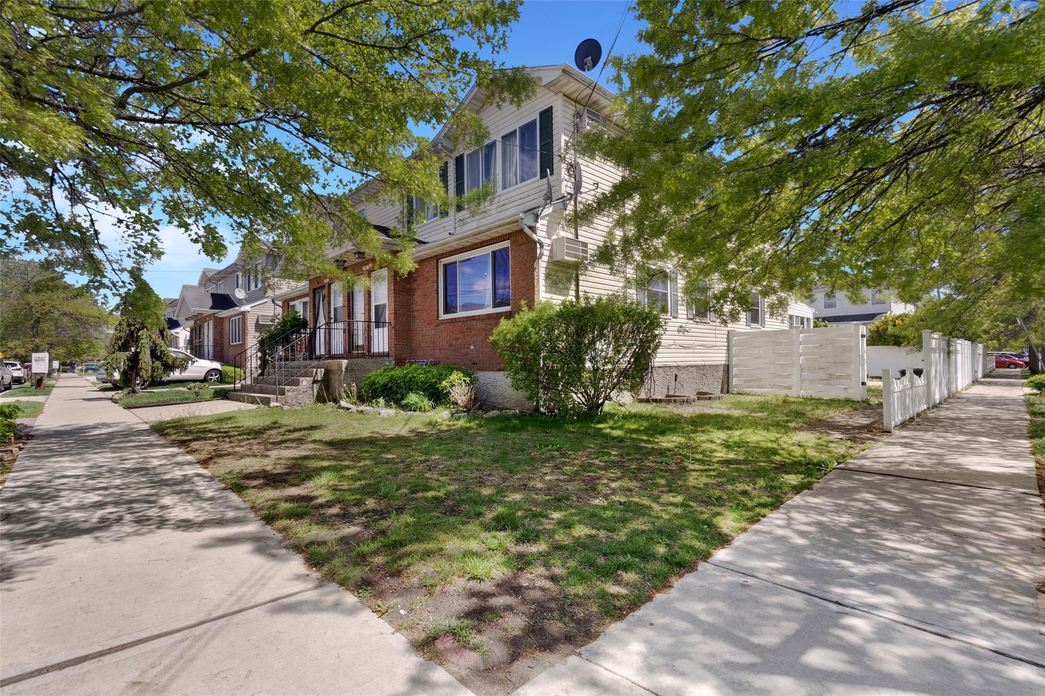 6235 Burchell Road, Arverne, NY 11692