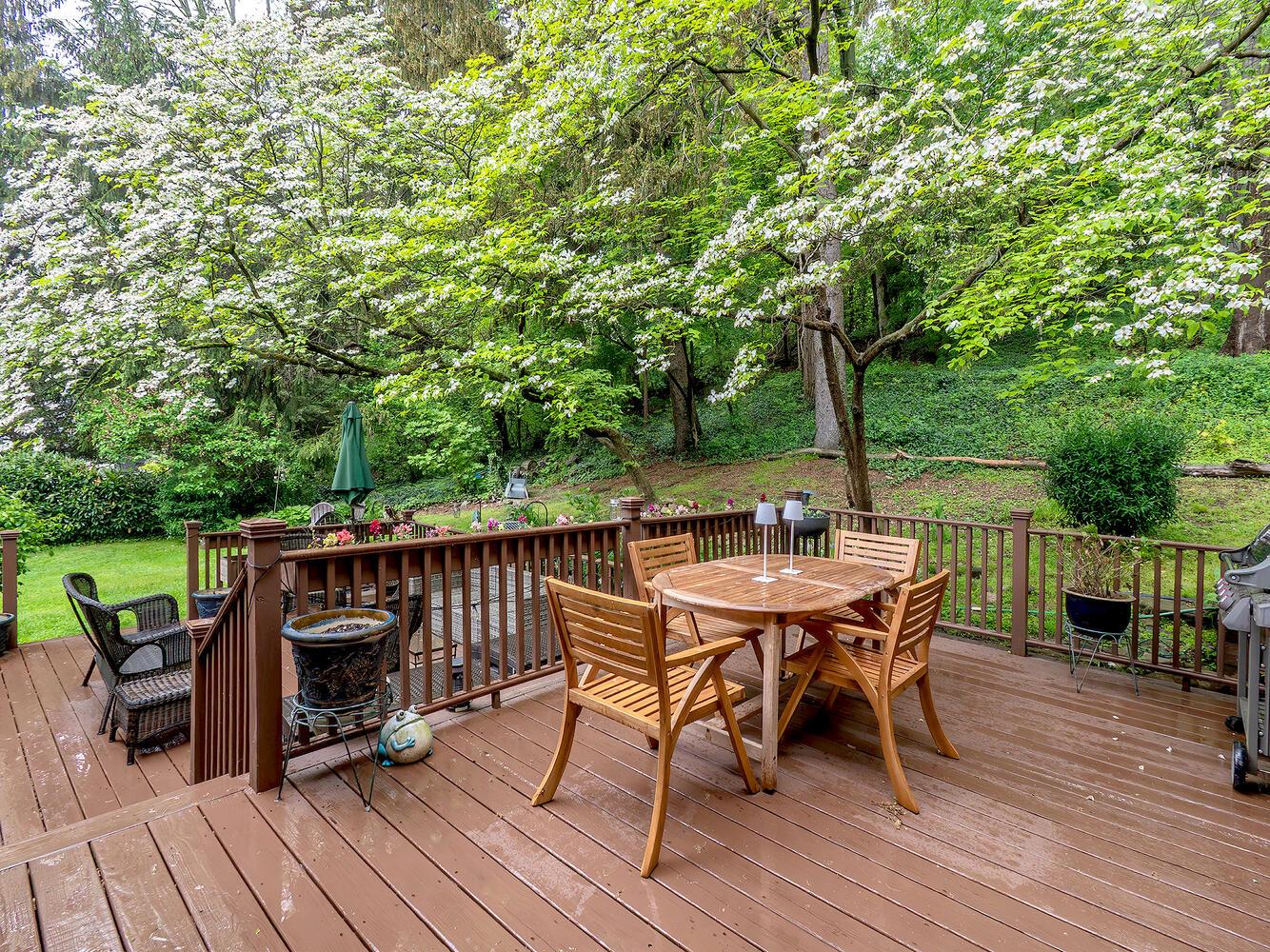 348 Littleworth Lane, Sea Cliff, NY 11579