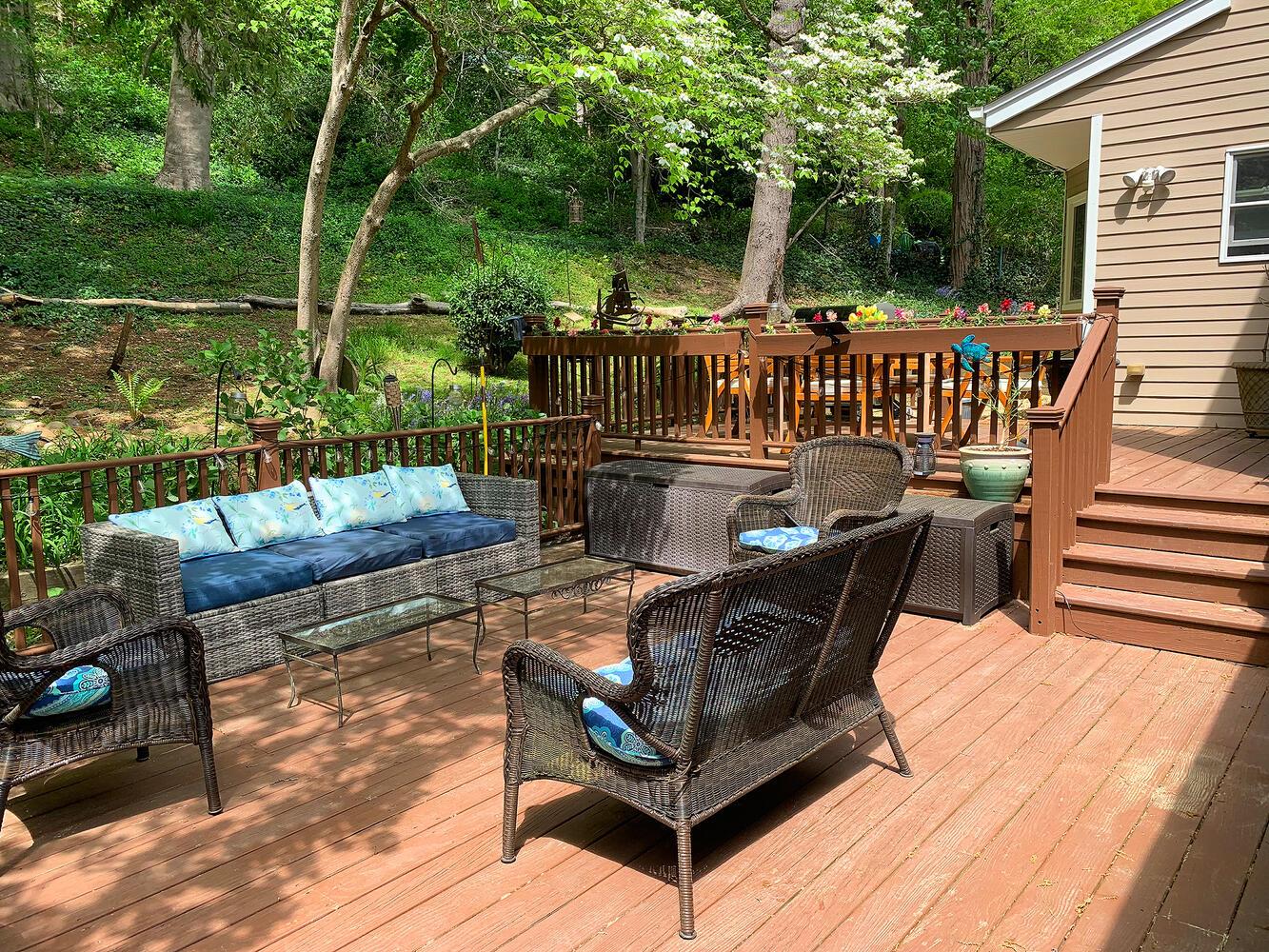 348 Littleworth Lane, Sea Cliff, NY 11579