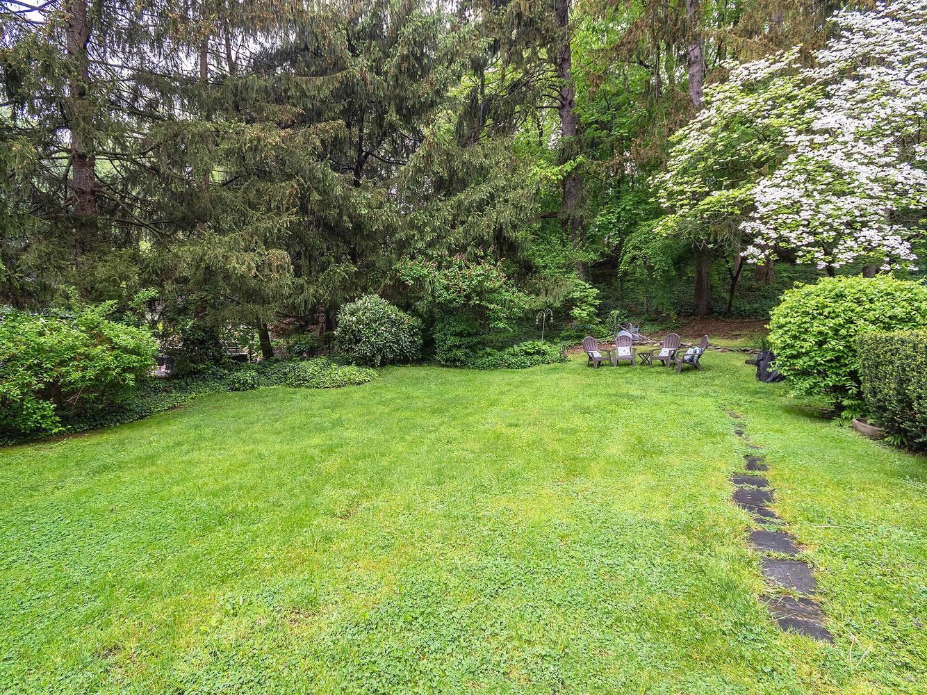 348 Littleworth Lane, Sea Cliff, NY 11579