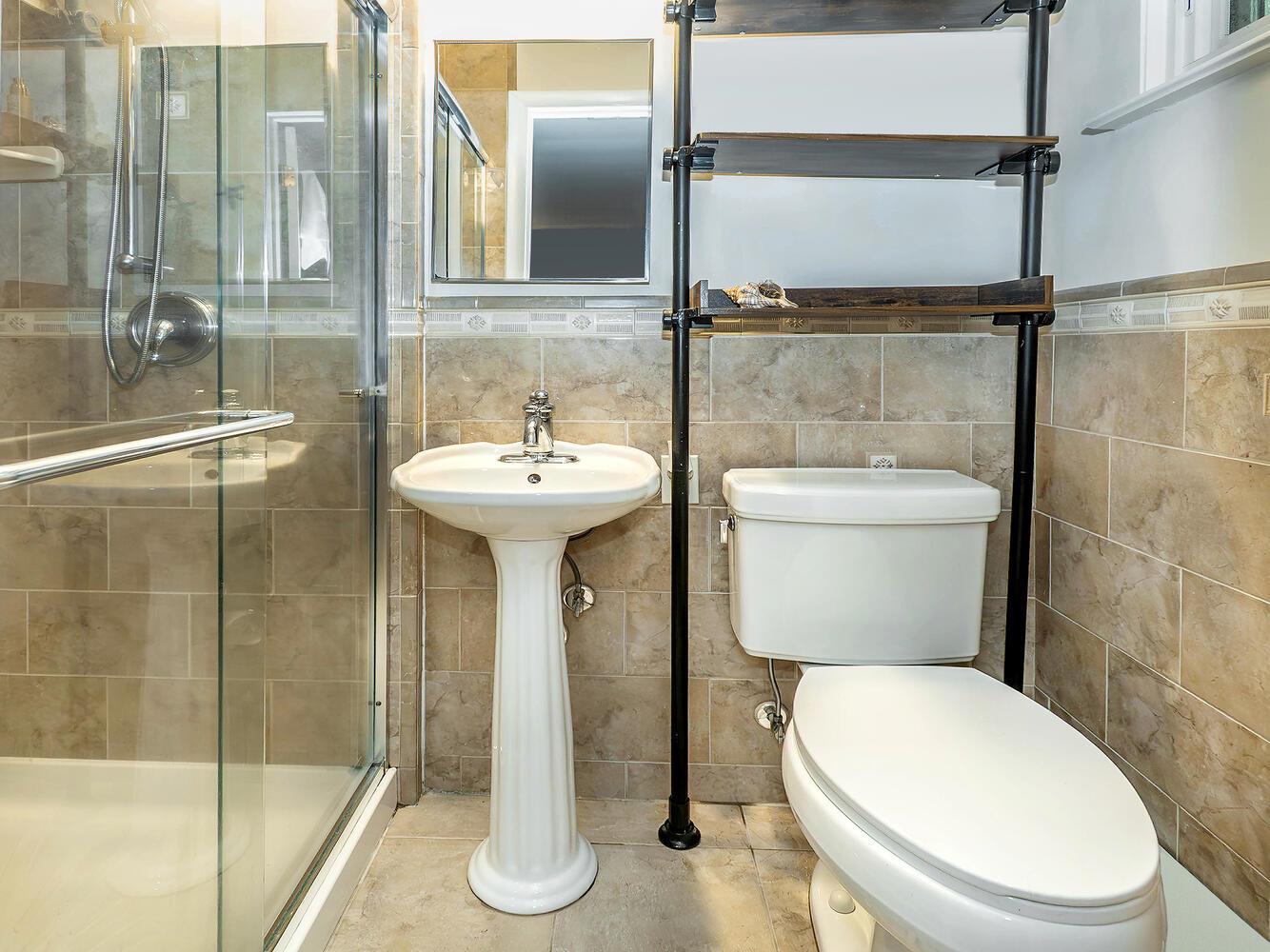 348 Littleworth Lane, Sea Cliff, NY 11579