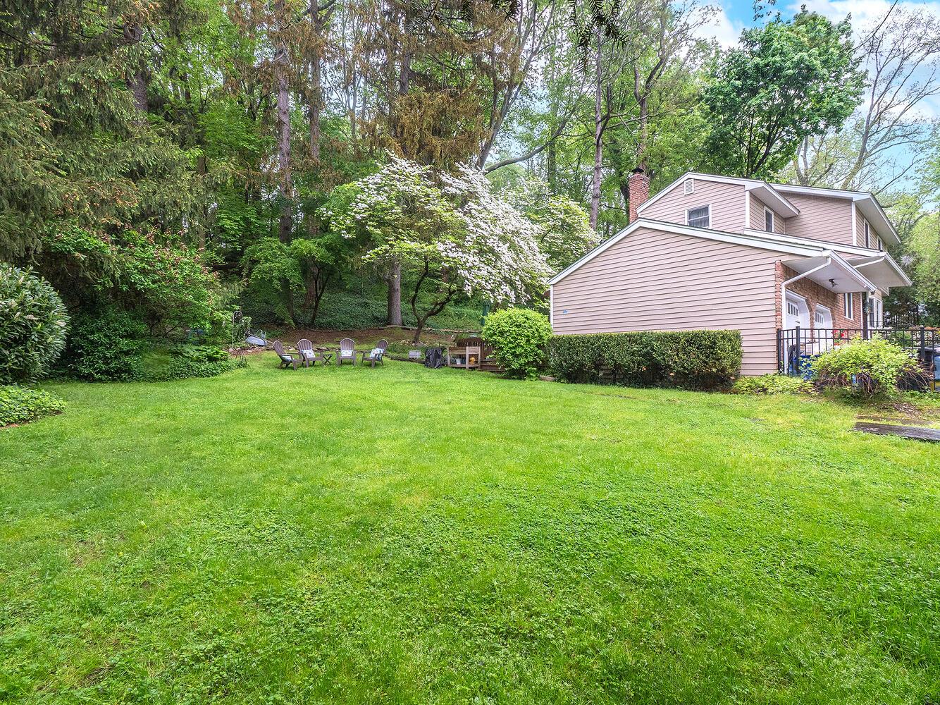 348 Littleworth Lane, Sea Cliff, NY 11579