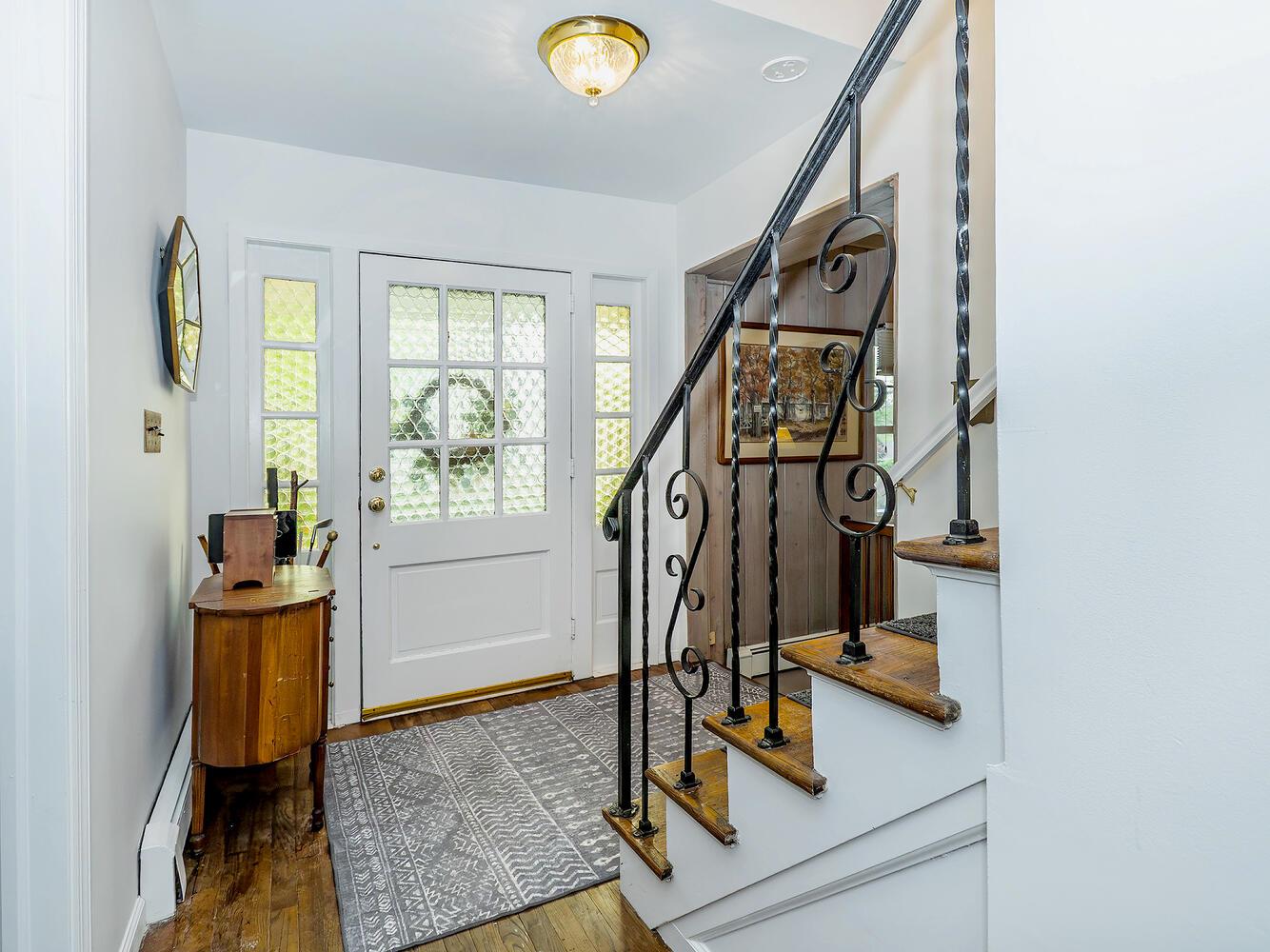 348 Littleworth Lane, Sea Cliff, NY 11579