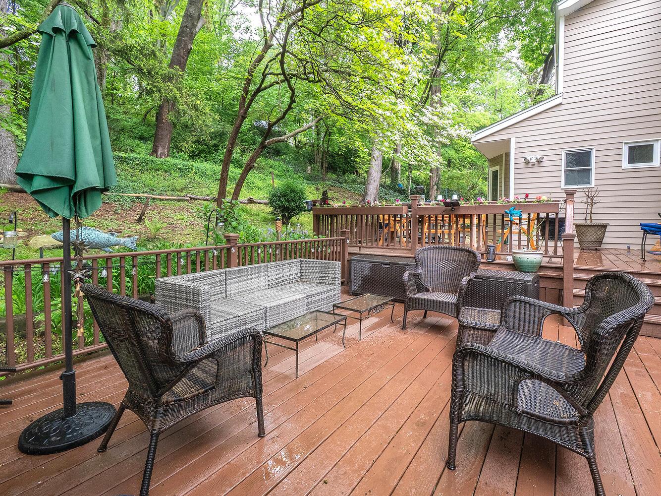 348 Littleworth Lane, Sea Cliff, NY 11579