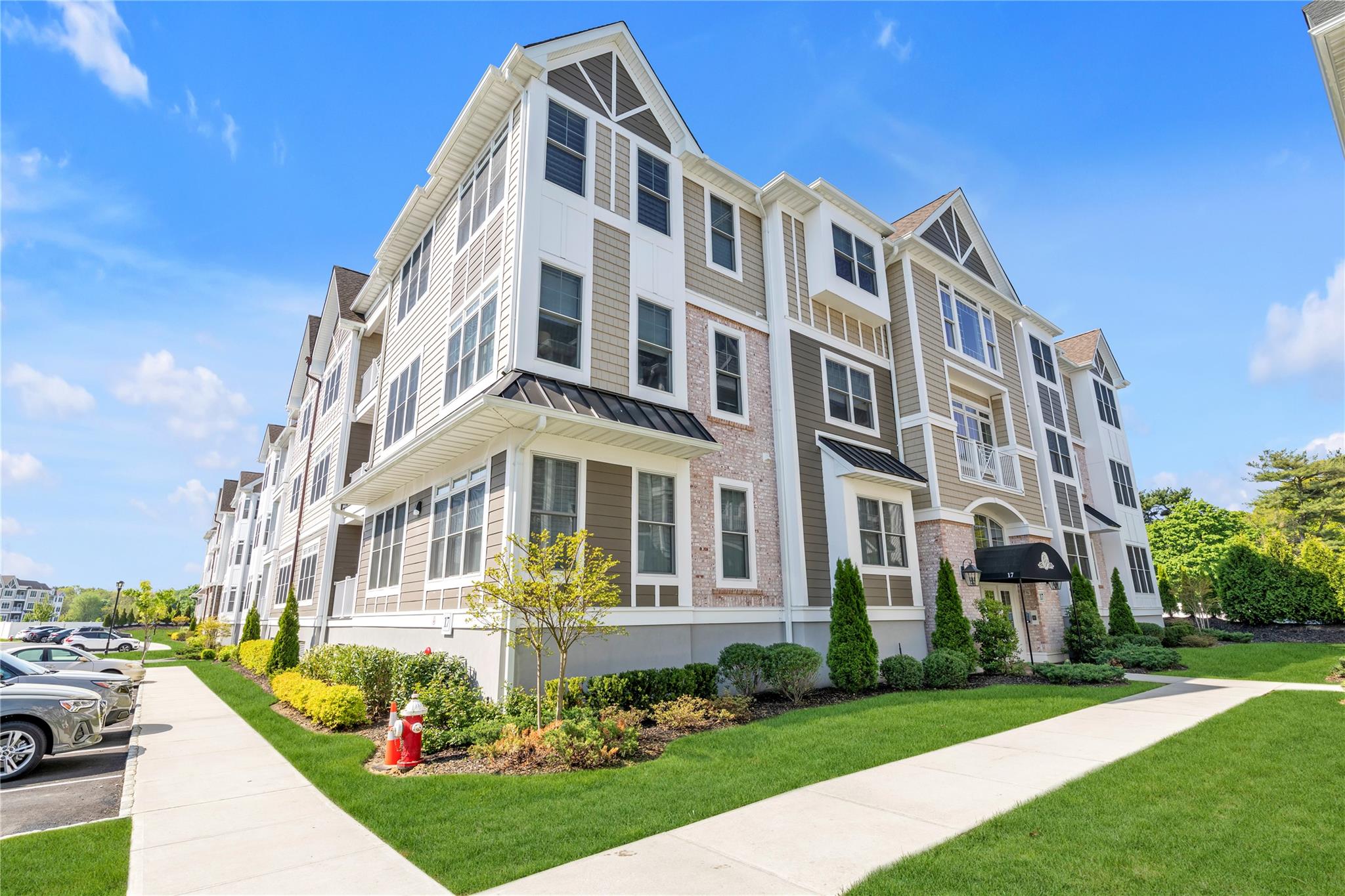 17101 Aspenwood Drive, Plainview, NY 11803