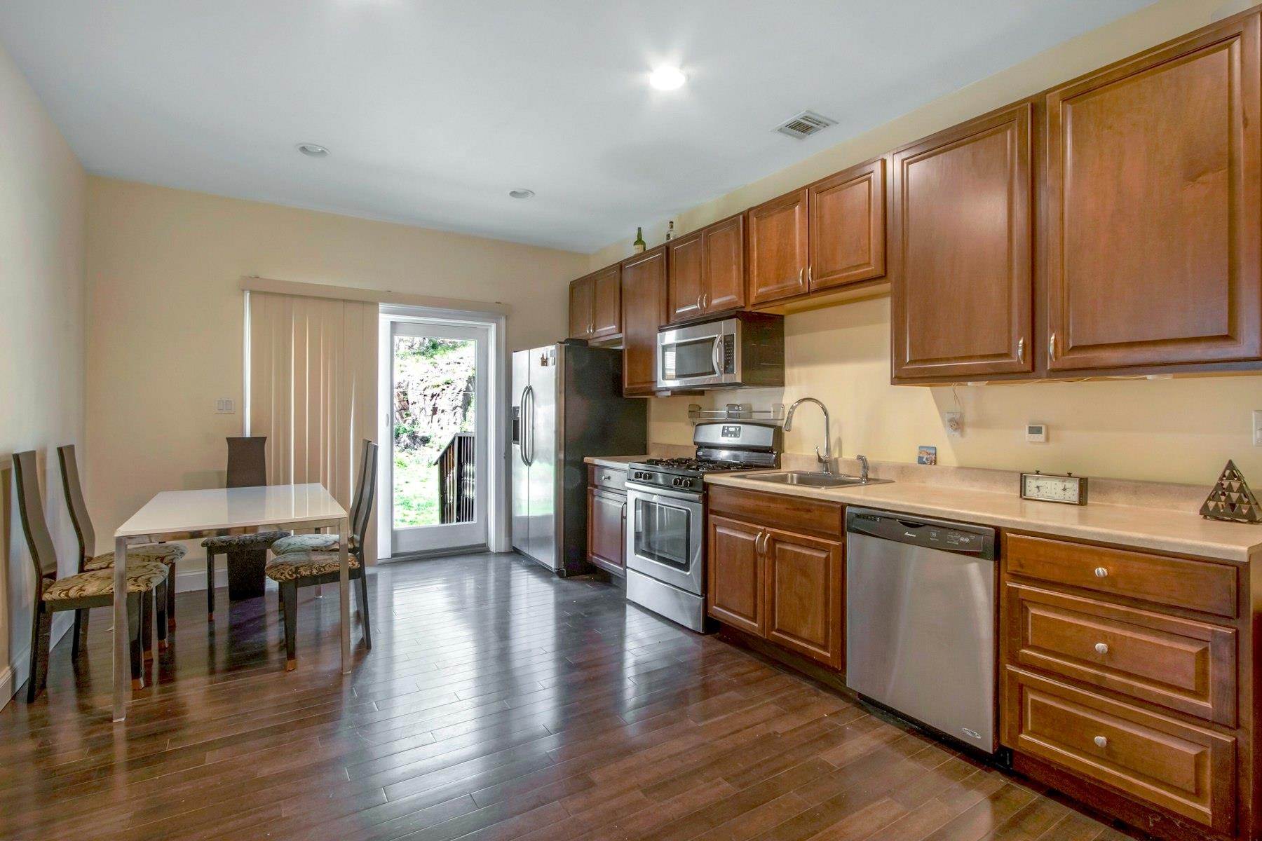 405 Christian Herald Road, Valley Cottage, NY 10989