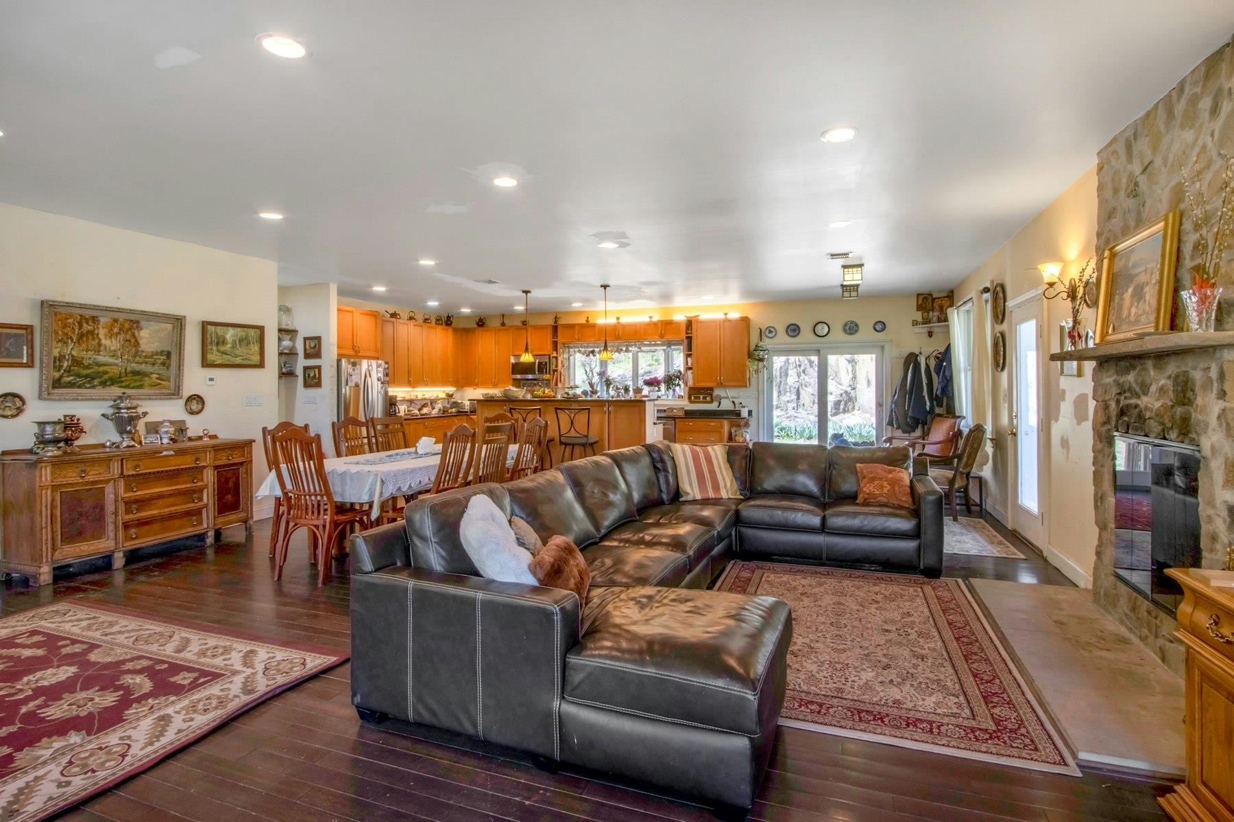 405 Christian Herald Road, Valley Cottage, NY 10989