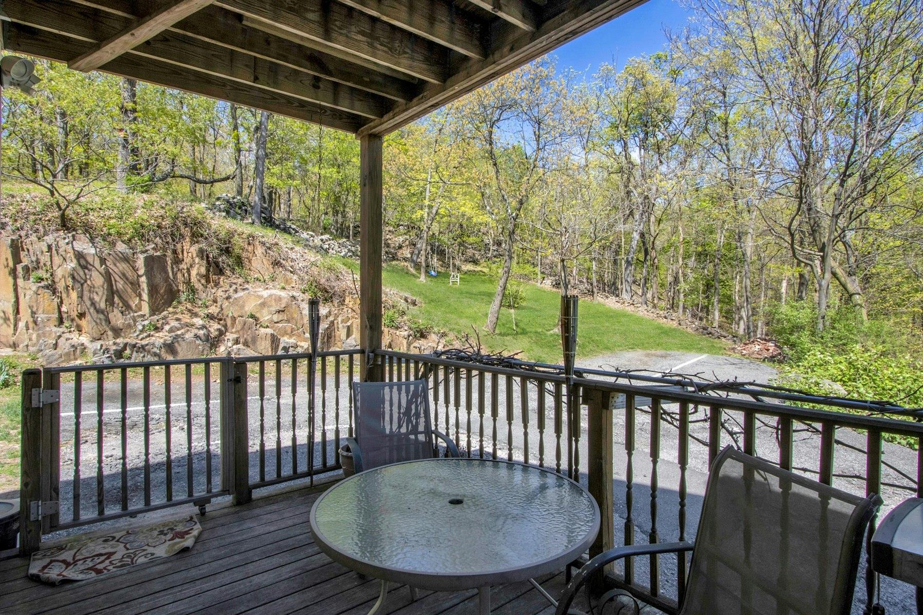 405 Christian Herald Road, Valley Cottage, NY 10989