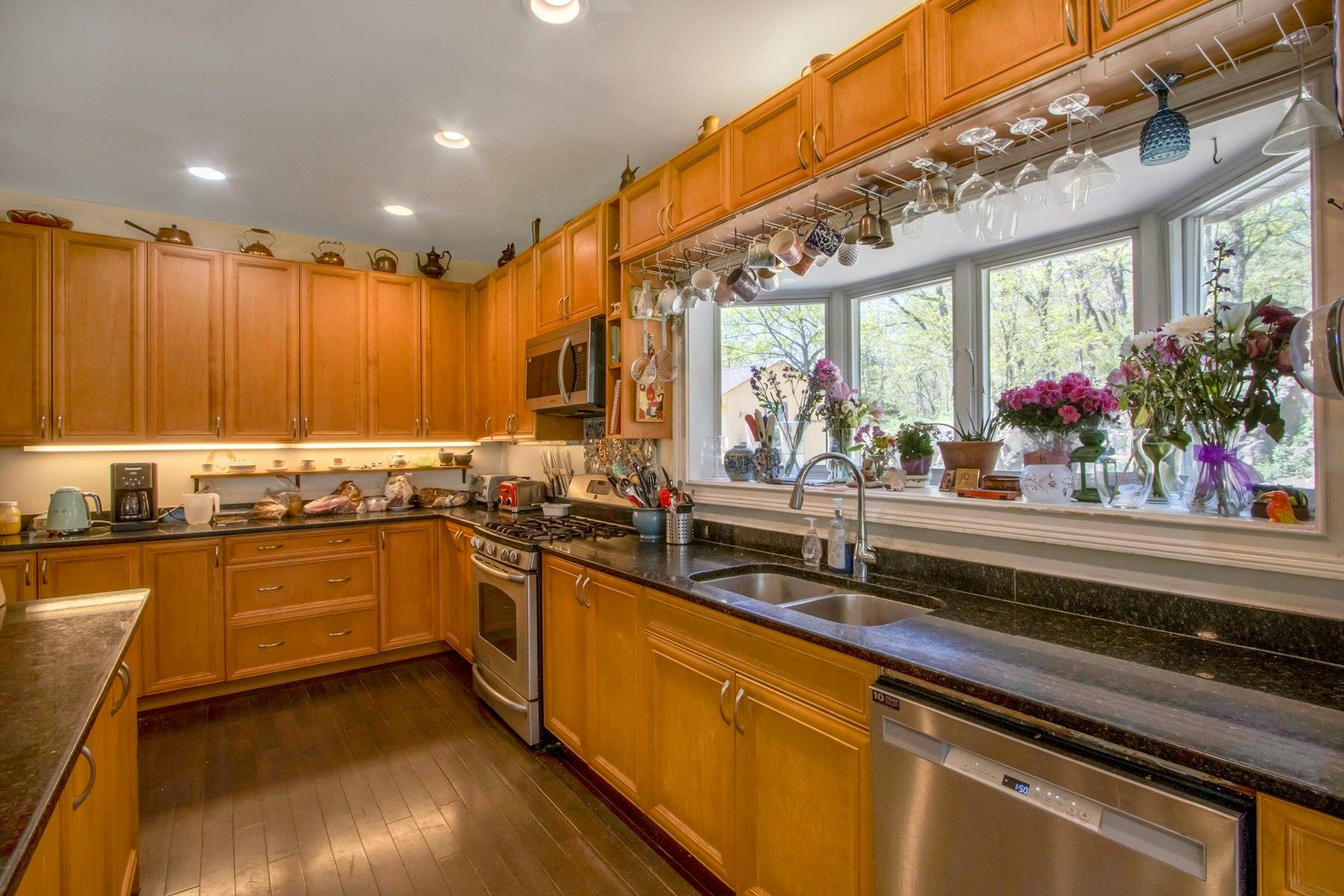 405 Christian Herald Road, Valley Cottage, NY 10989