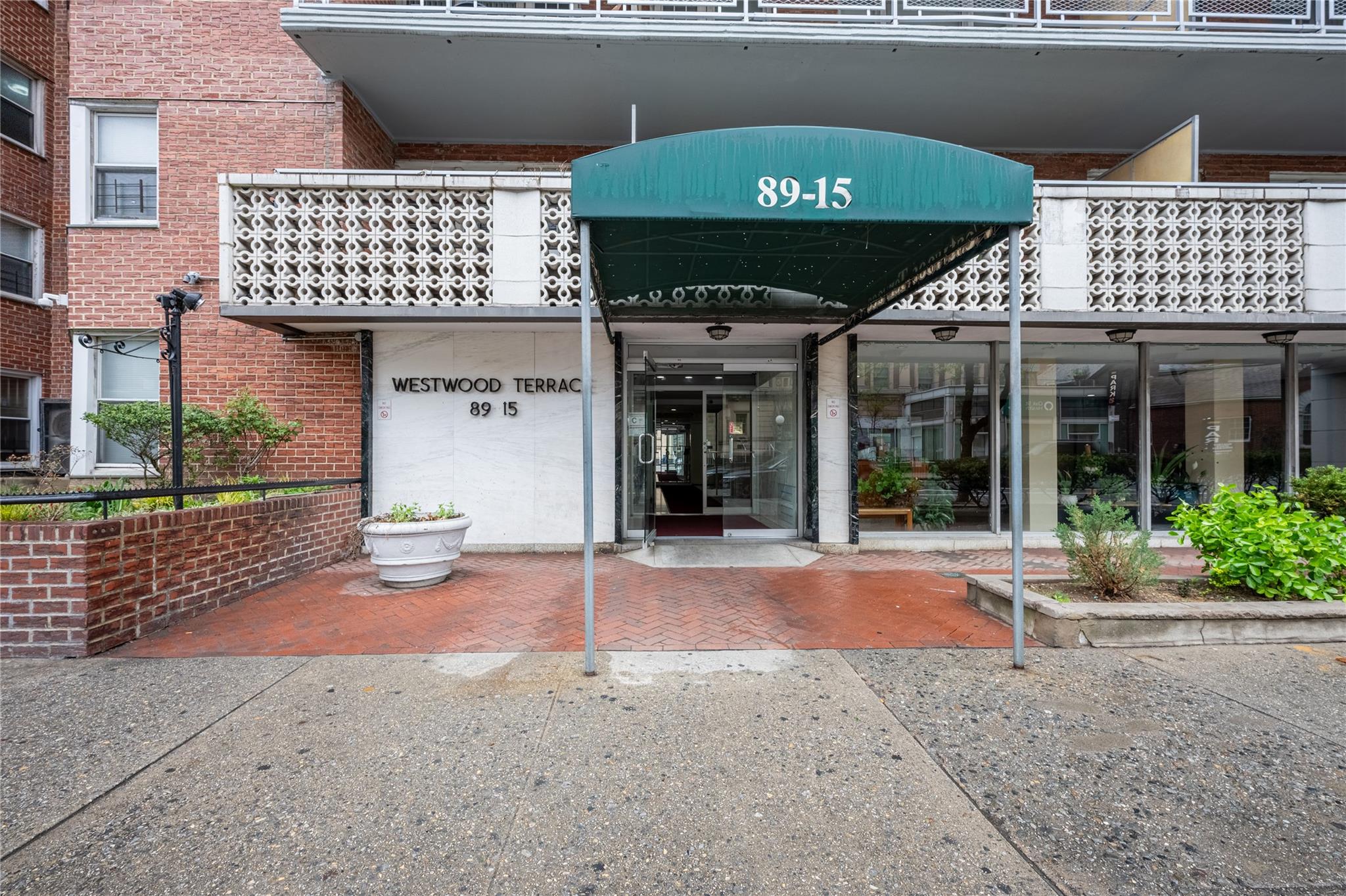89-15 Parsons Boulevard # 8C, Jamaica, NY 11432
