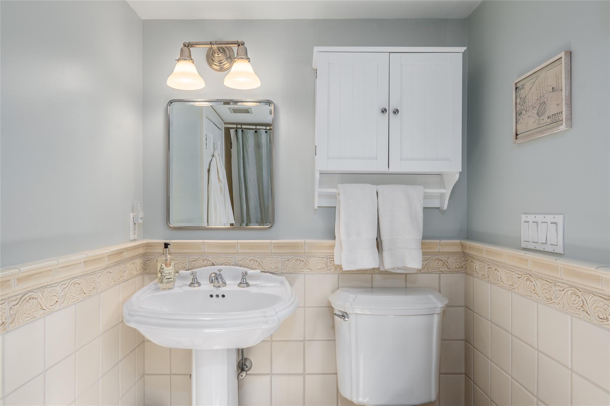 2455 New Suffolk Avenue, Mattituck, NY 11952