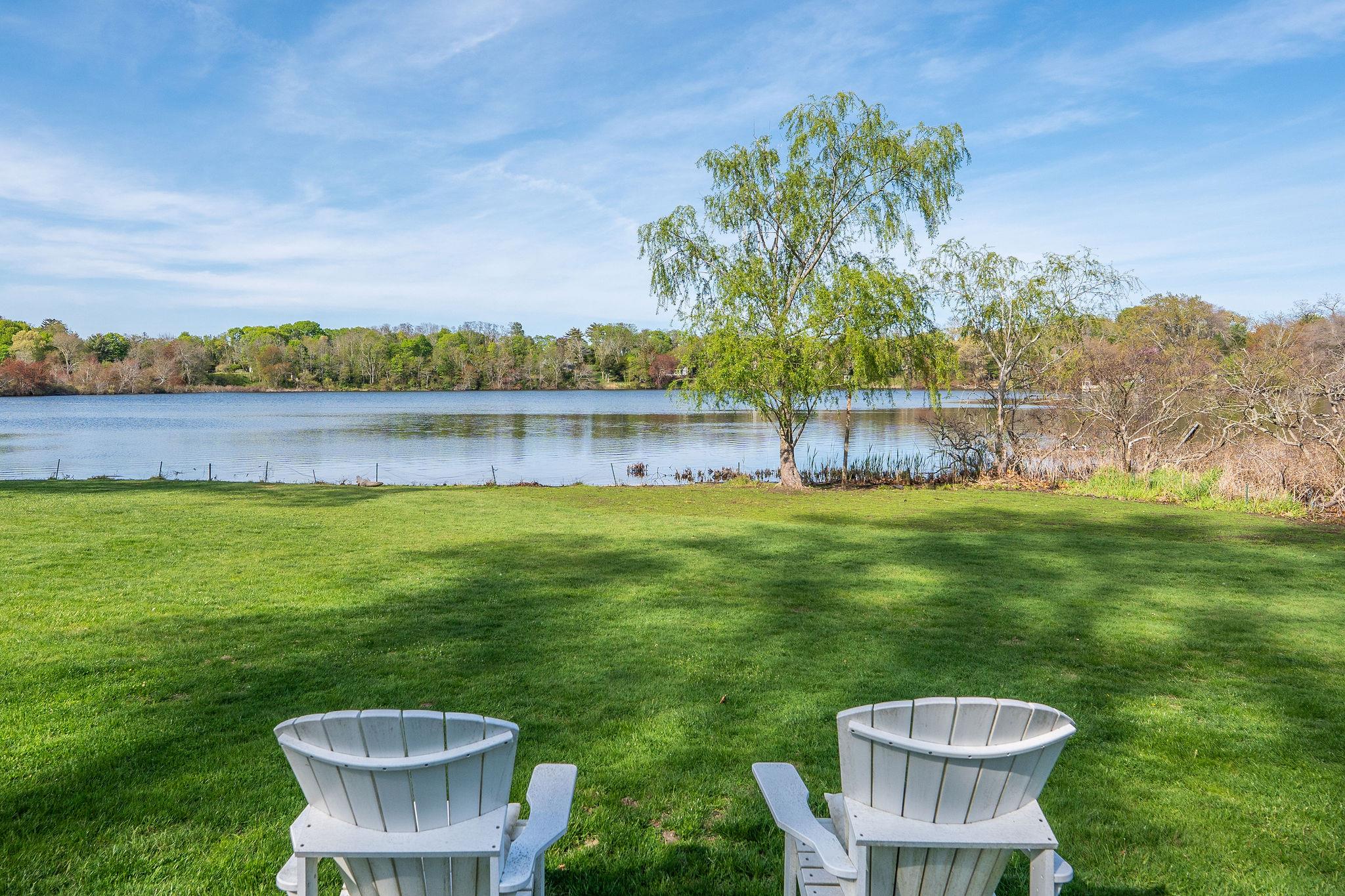 2455 New Suffolk Avenue, Mattituck, NY 11952