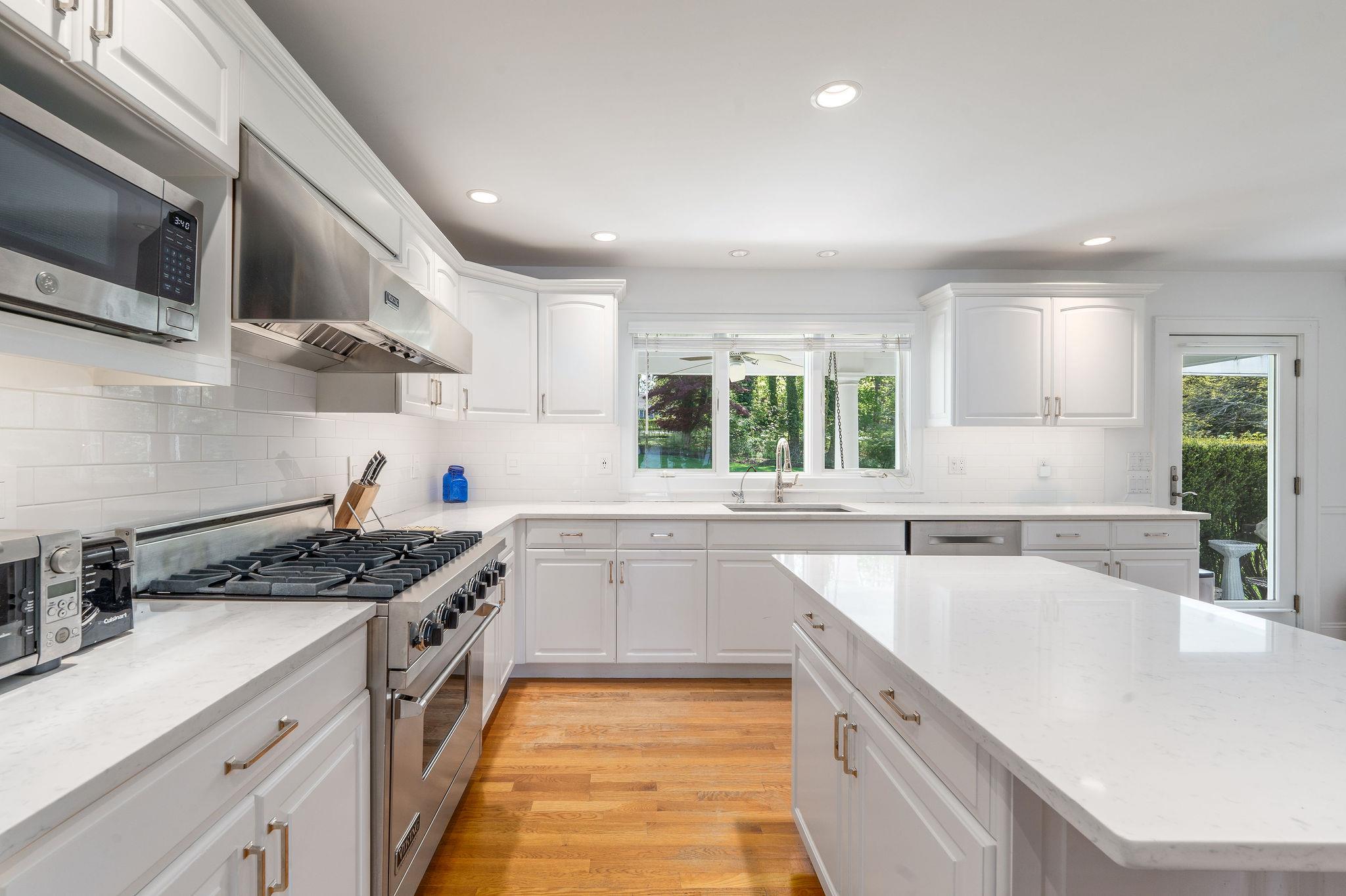 2455 New Suffolk Avenue, Mattituck, NY 11952