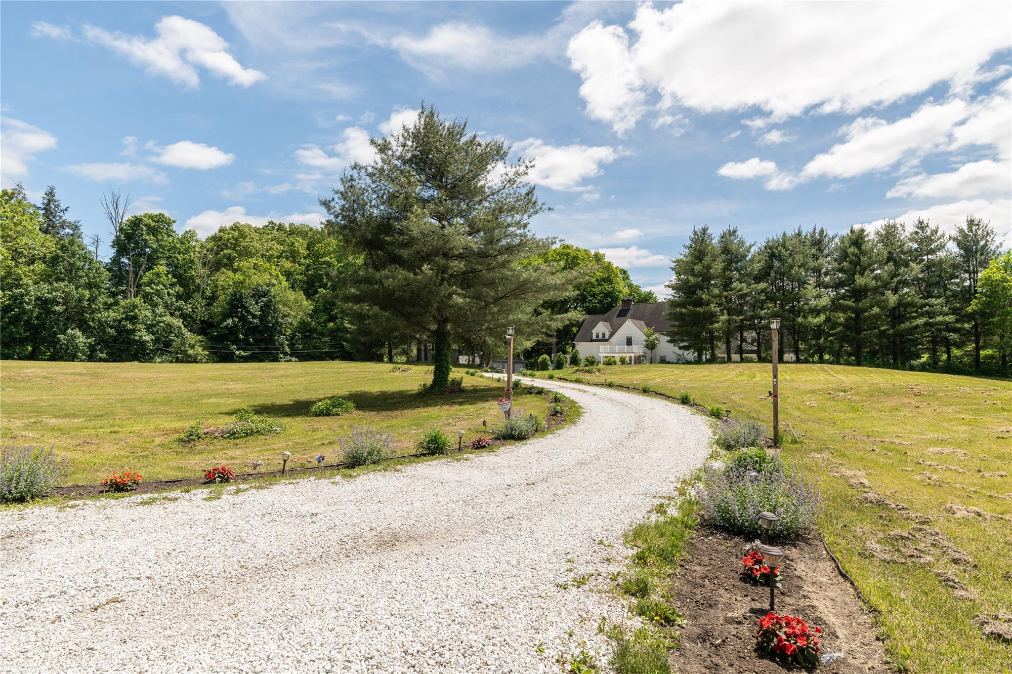 81 Eagle Valley Road, Sloatsburg, NY 10974