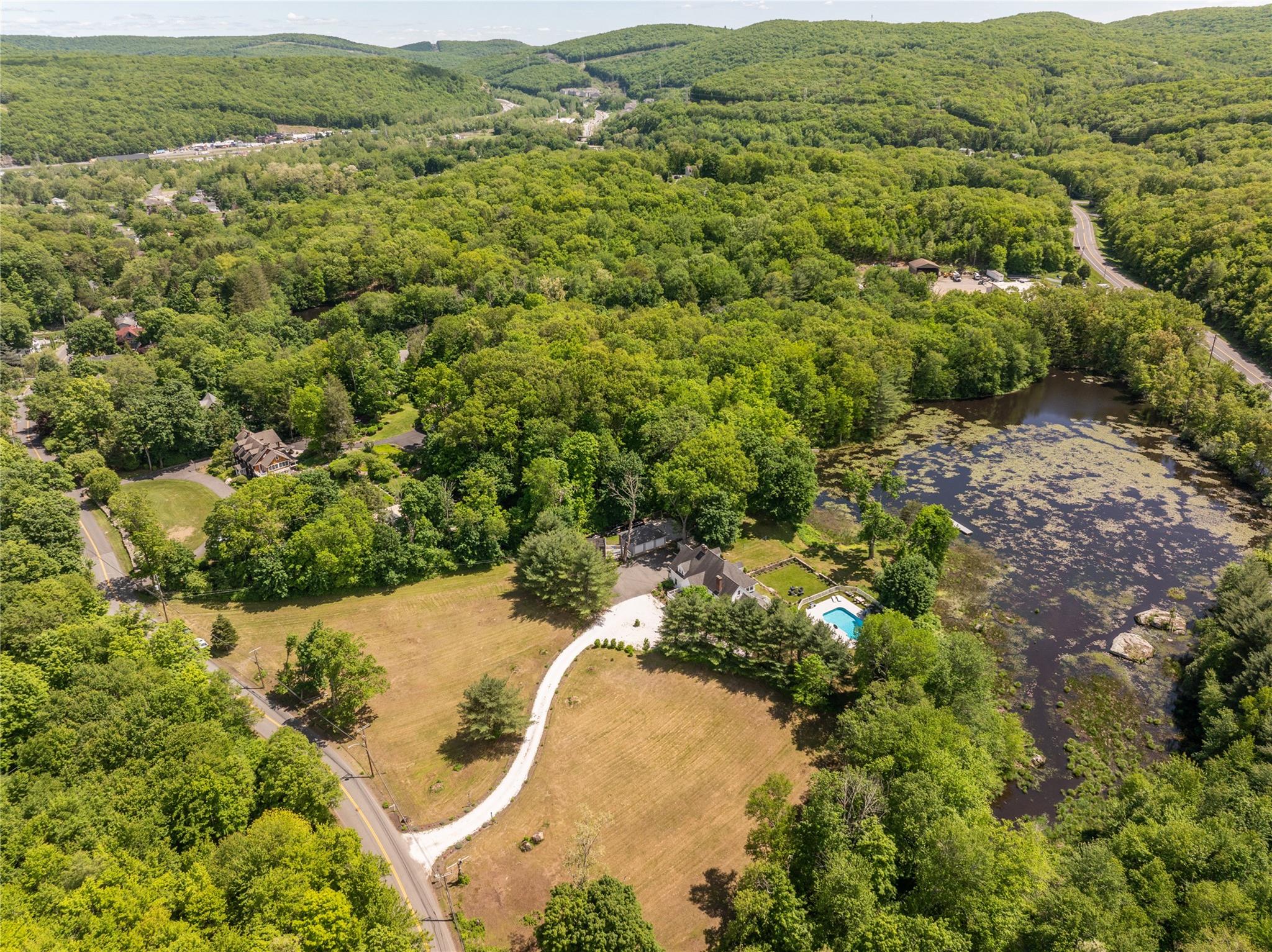 81 Eagle Valley Road, Sloatsburg, NY 10974