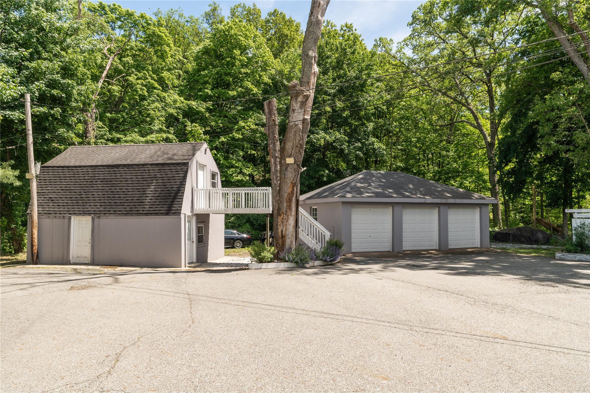 81 Eagle Valley Road, Sloatsburg, NY 10974