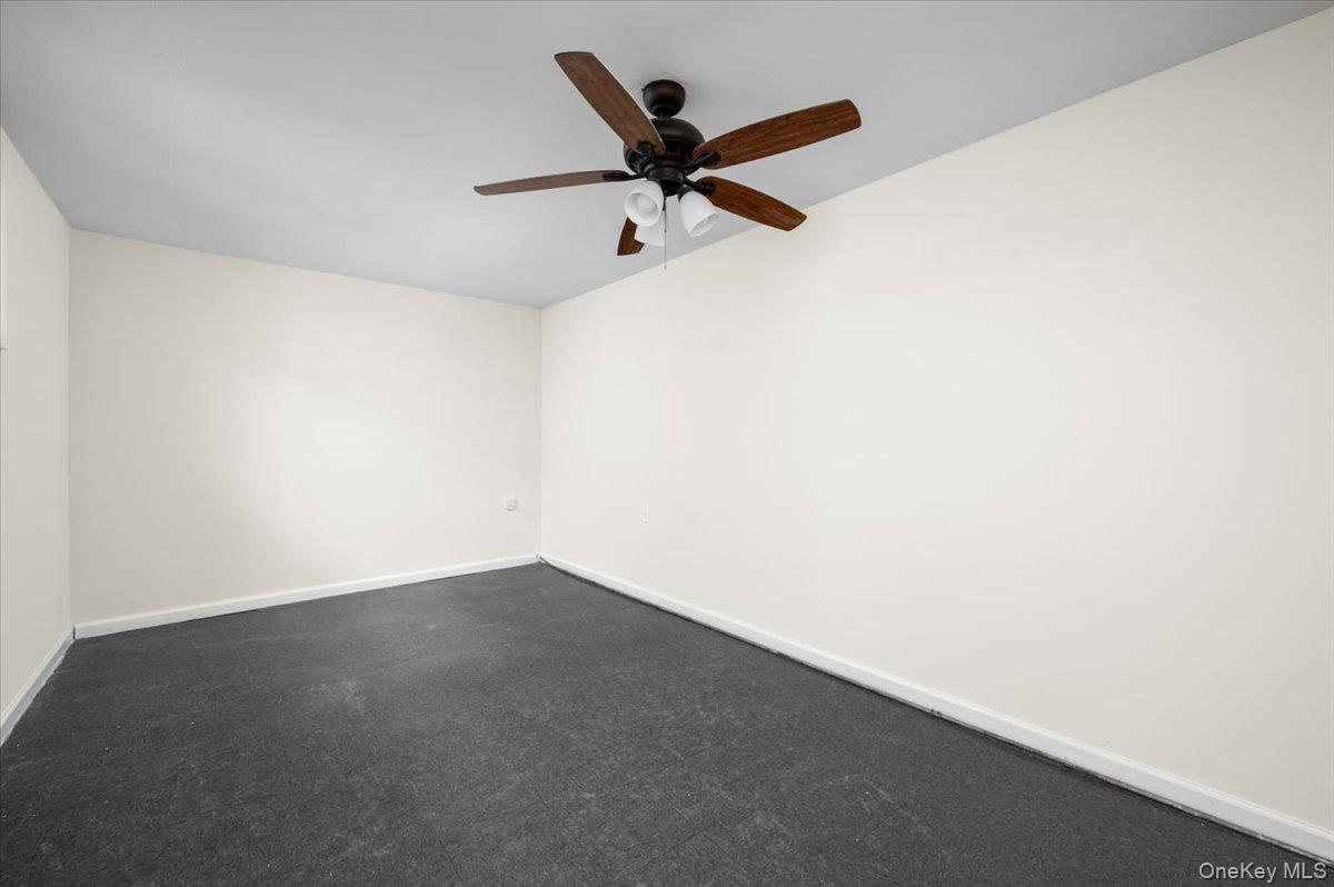 540 Throggs Neck Expressway, Bronx, NY 10465