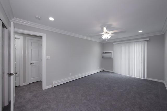 4 Dunstan Place # 404B, Coram, NY 11727