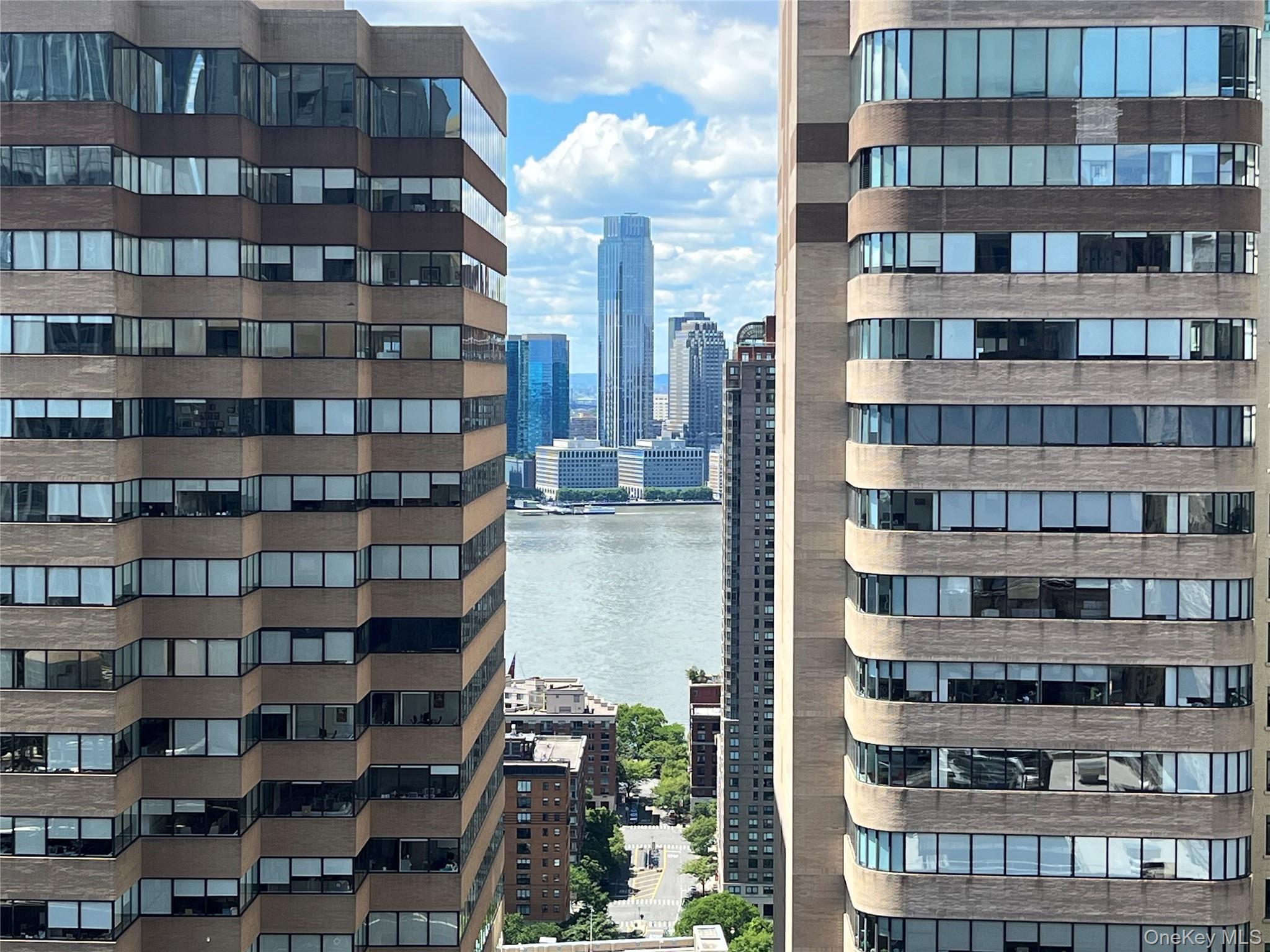 40 Broad Street # 28H, New York (Manhattan), NY 10004