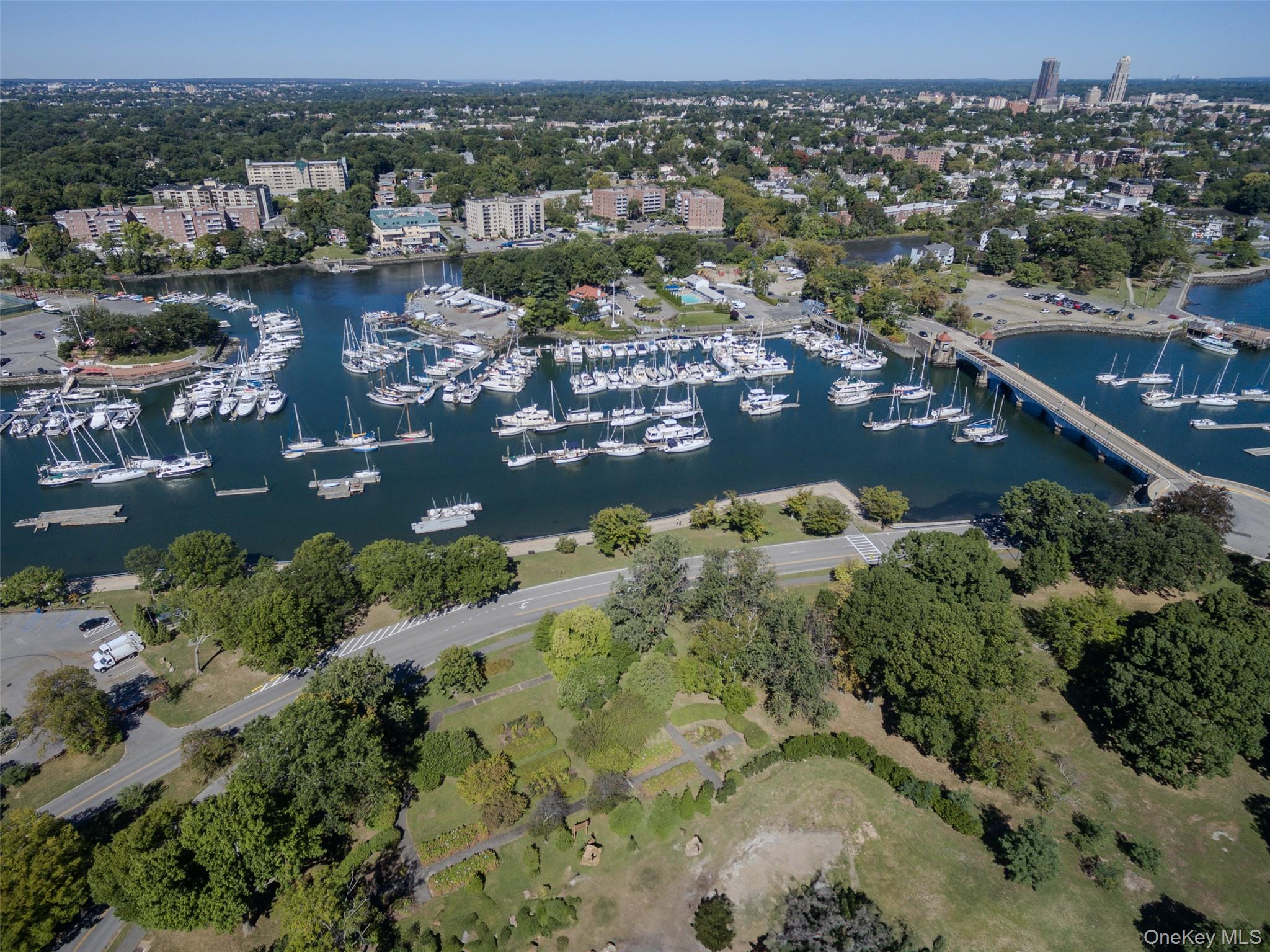 90 Union Street # 1A, New Rochelle, NY 10801-2426