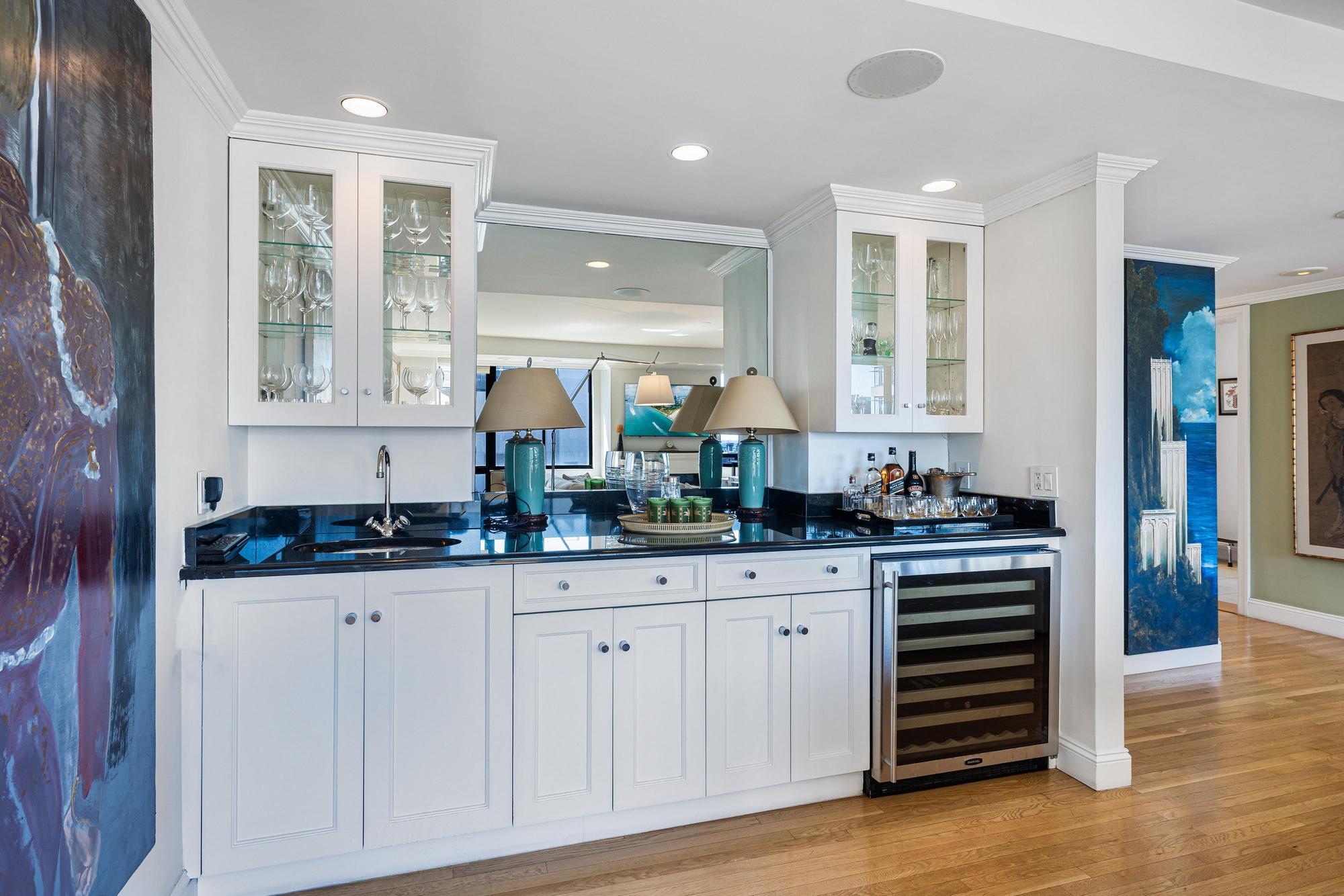 255 E 49th Street # 30ABC, New York (Manhattan), NY 10017