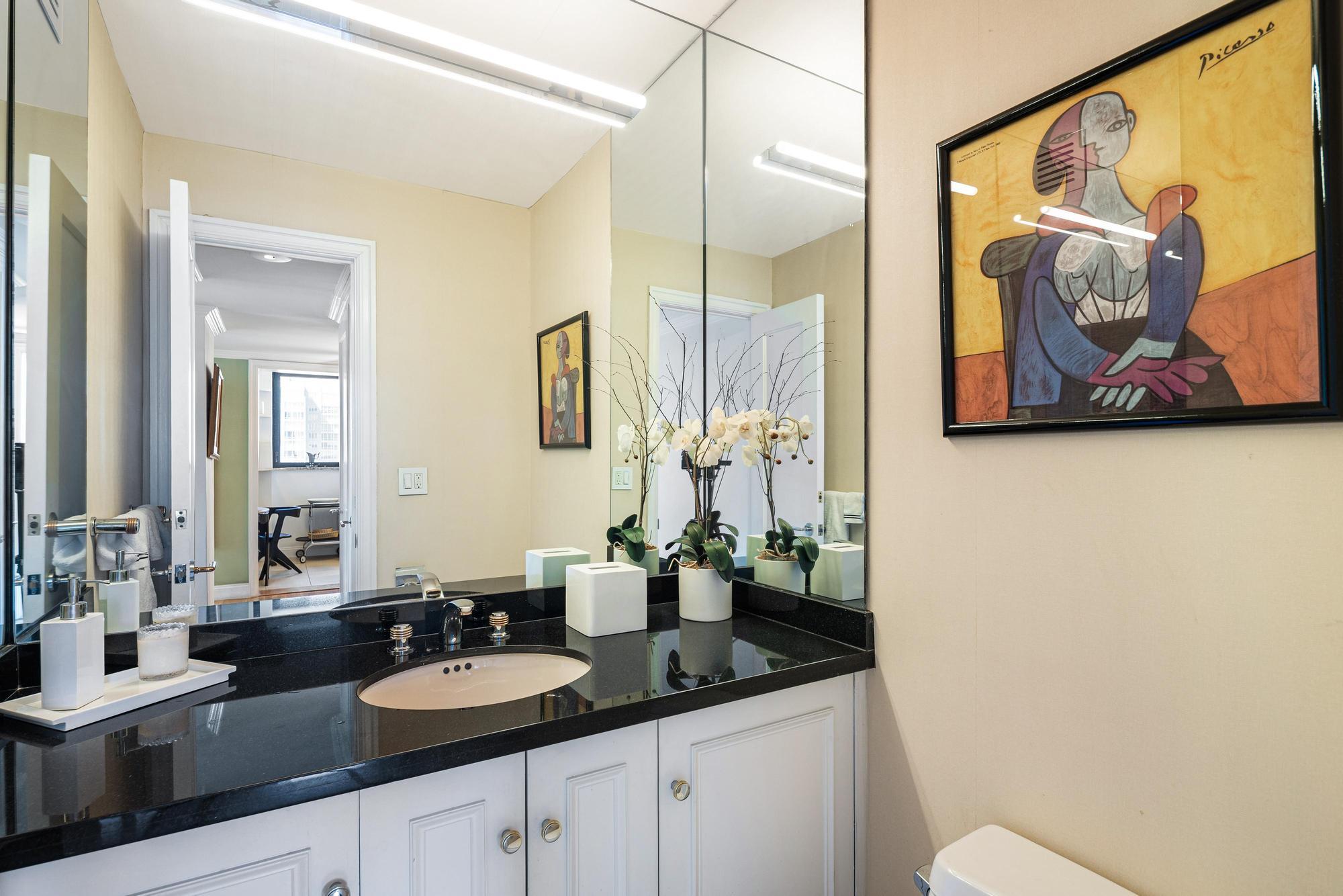 255 E 49th Street # 30ABC, New York (Manhattan), NY 10017