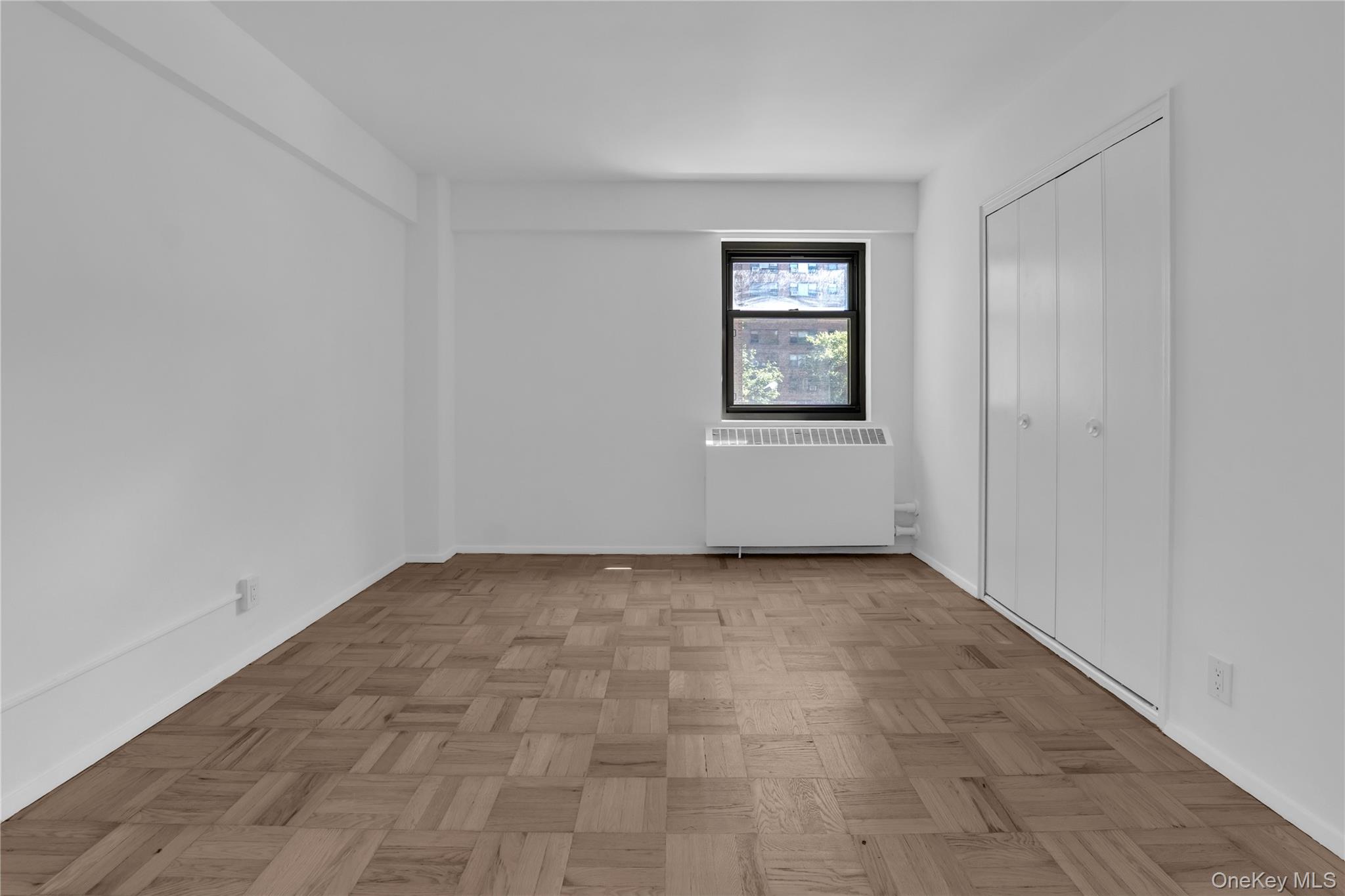 21-55 34th Ave # 3C, Astoria, NY 11106