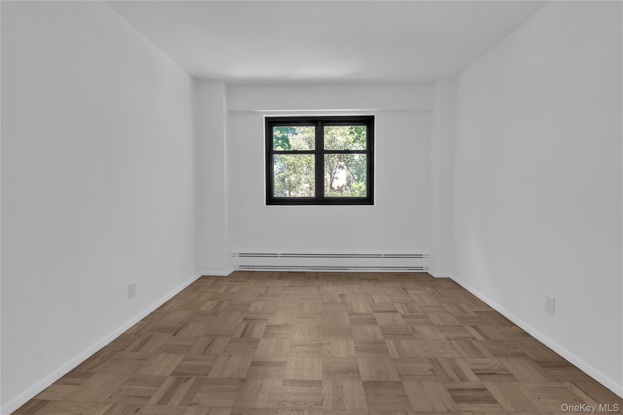 21-55 34th Ave # 3C, Astoria, NY 11106