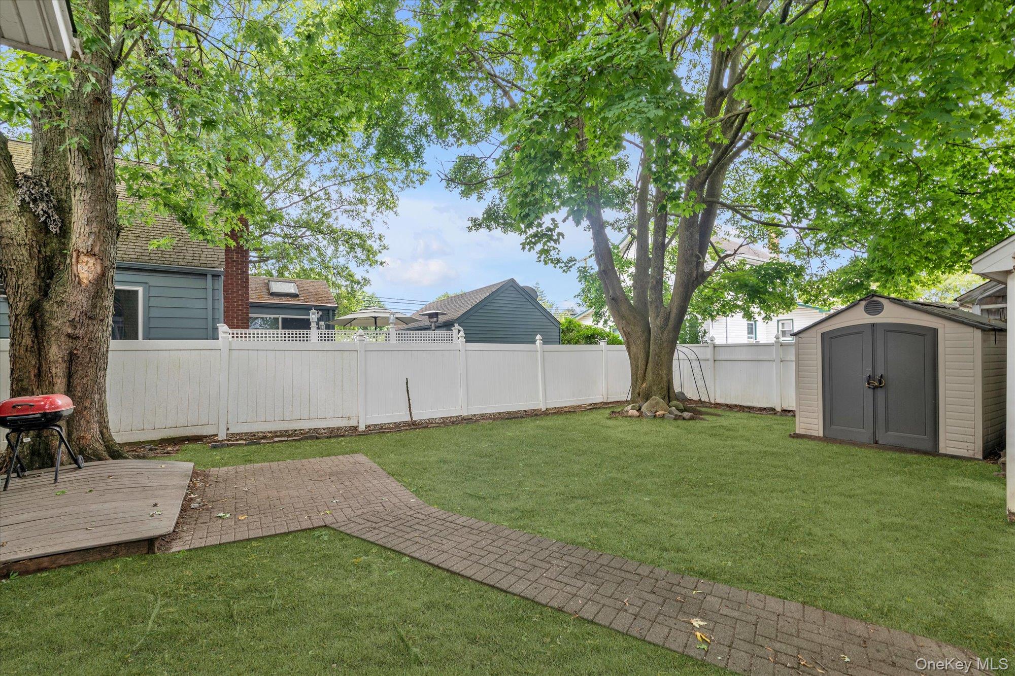 292 Ocean Avenue, East Rockaway, NY 11518