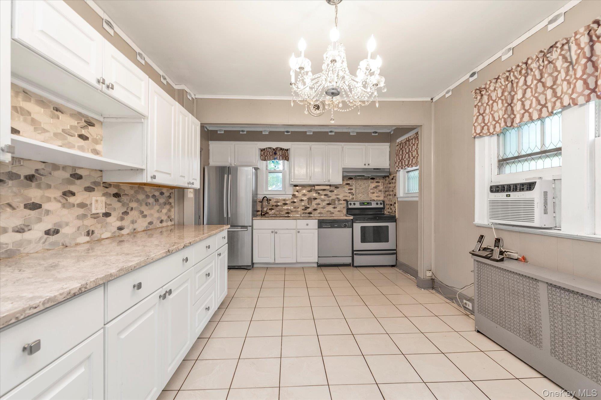 292 Ocean Avenue, East Rockaway, NY 11518